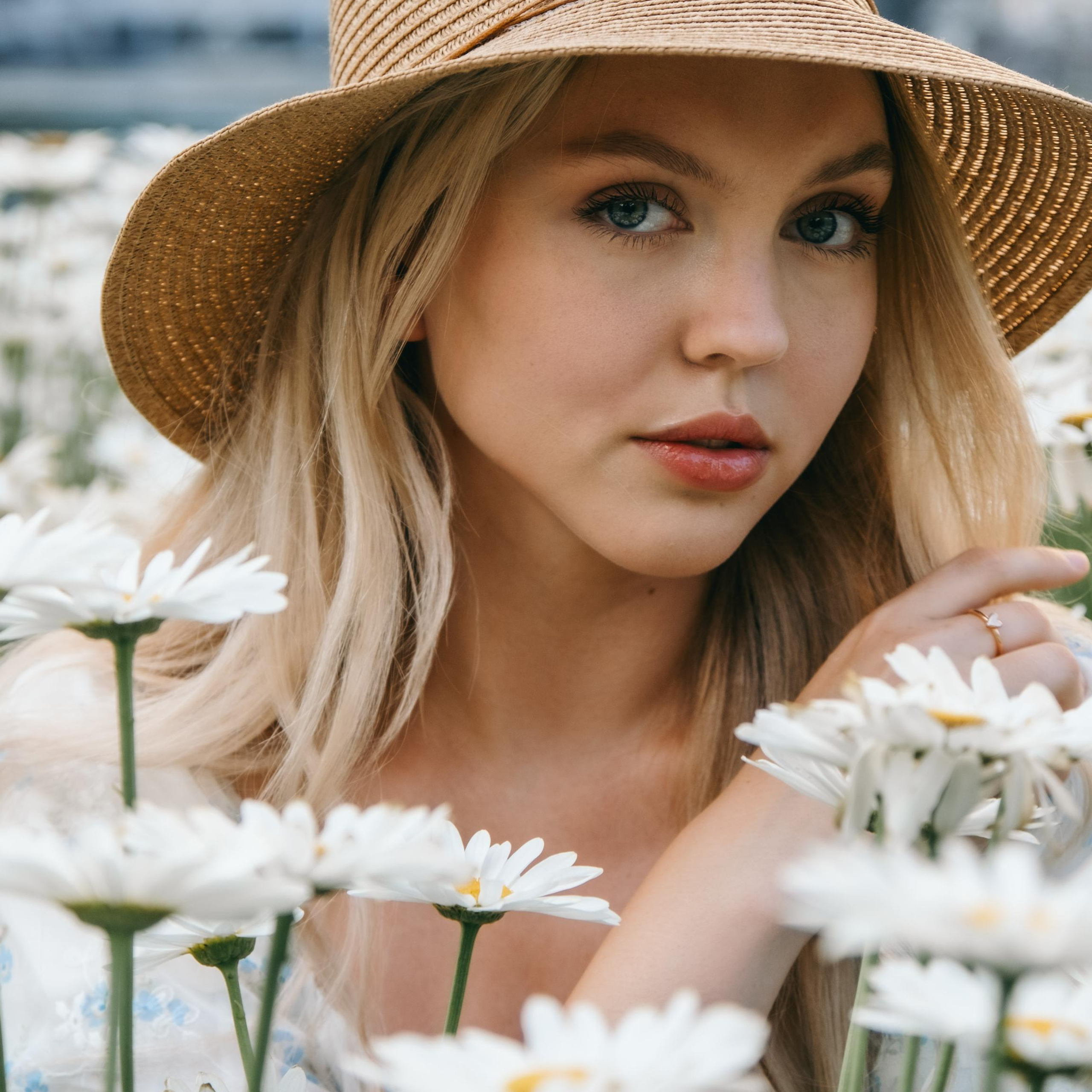 Саша Ромашка