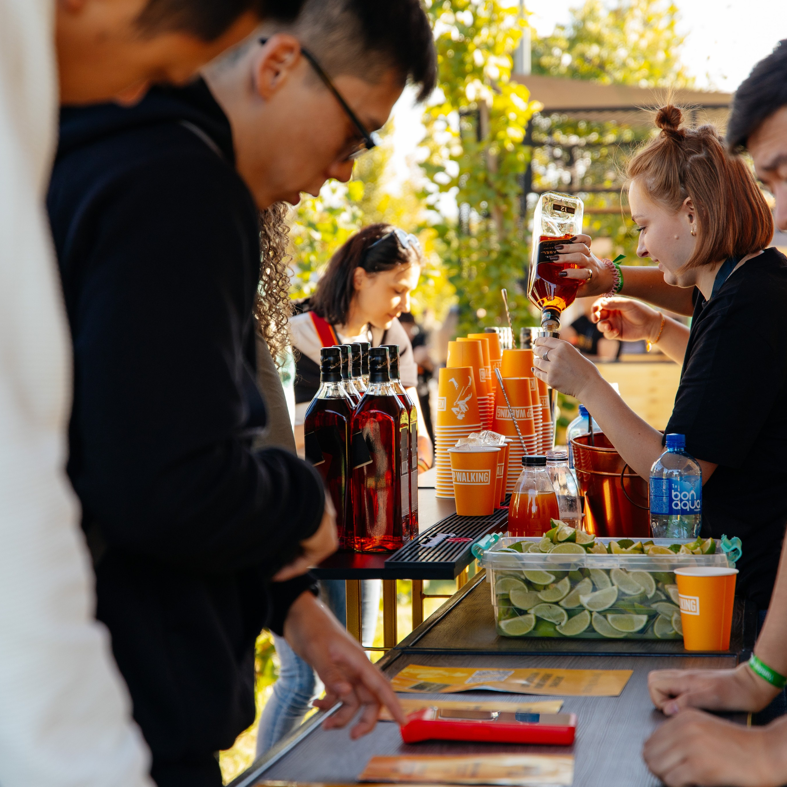 YANDEX PARK. JOHNNIE WALKER — CHINCHIN — SMIRNOFF — TANQUERAY