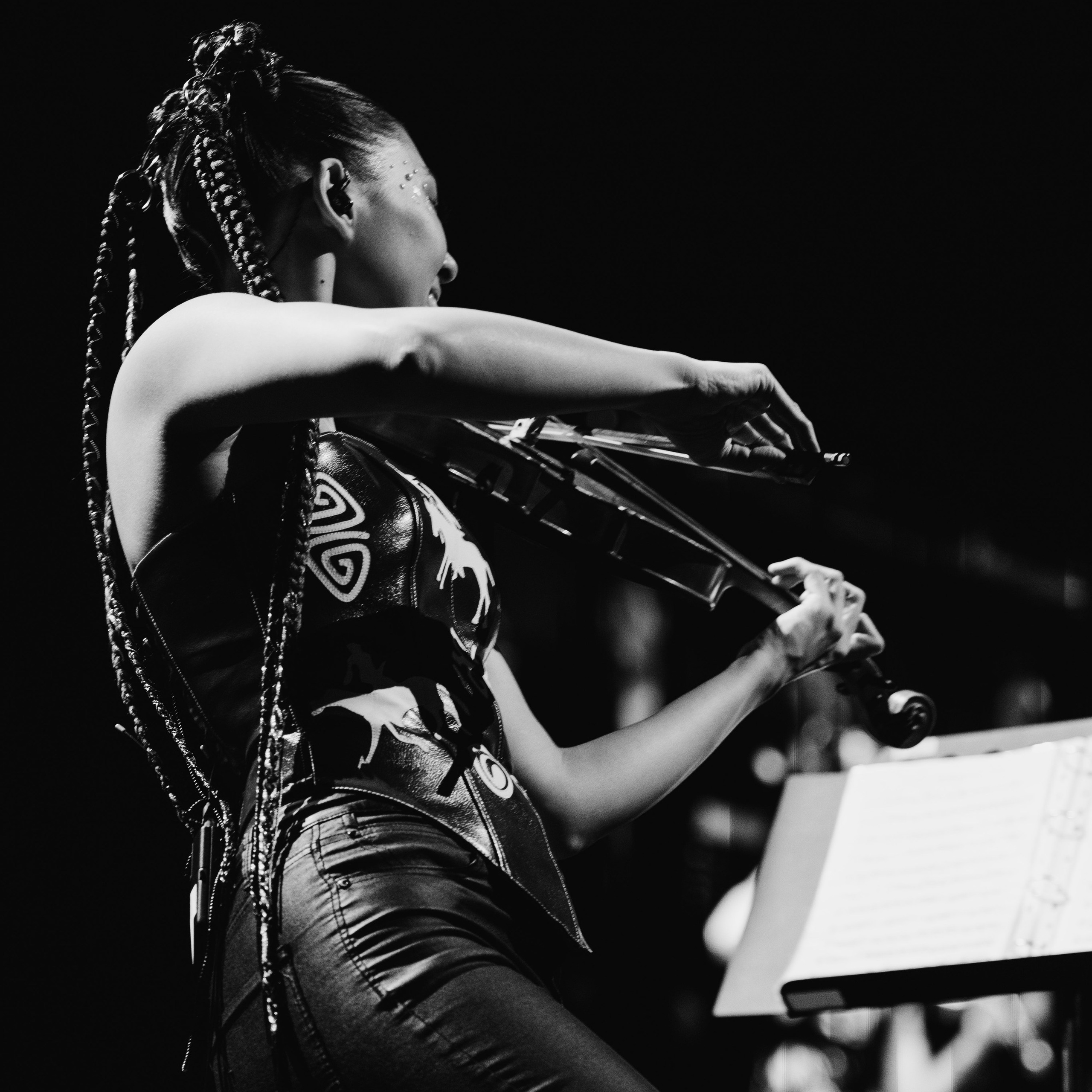 ELYAERNS — Эльдана Эрнес