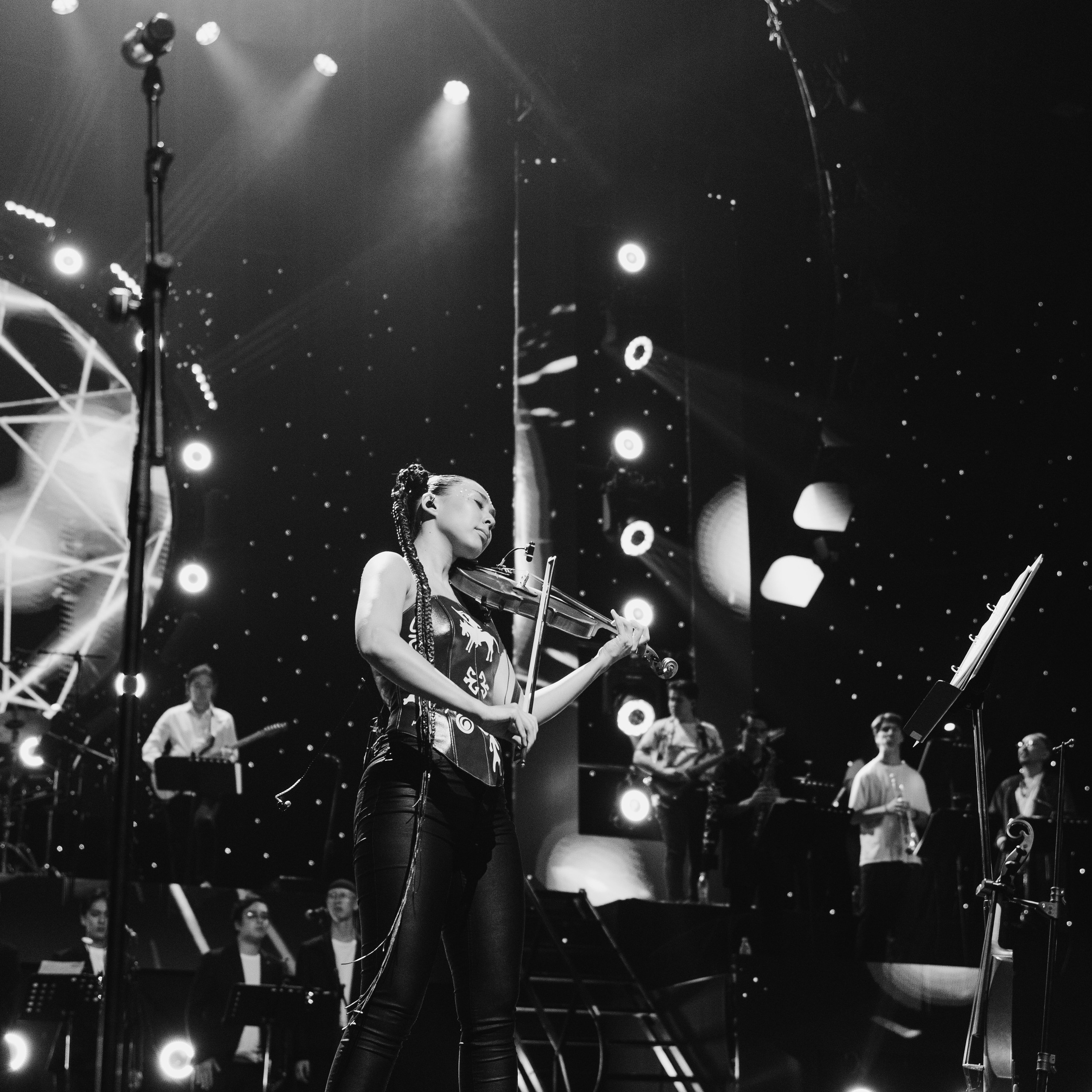 ELYAERNS — Эльдана Эрнес