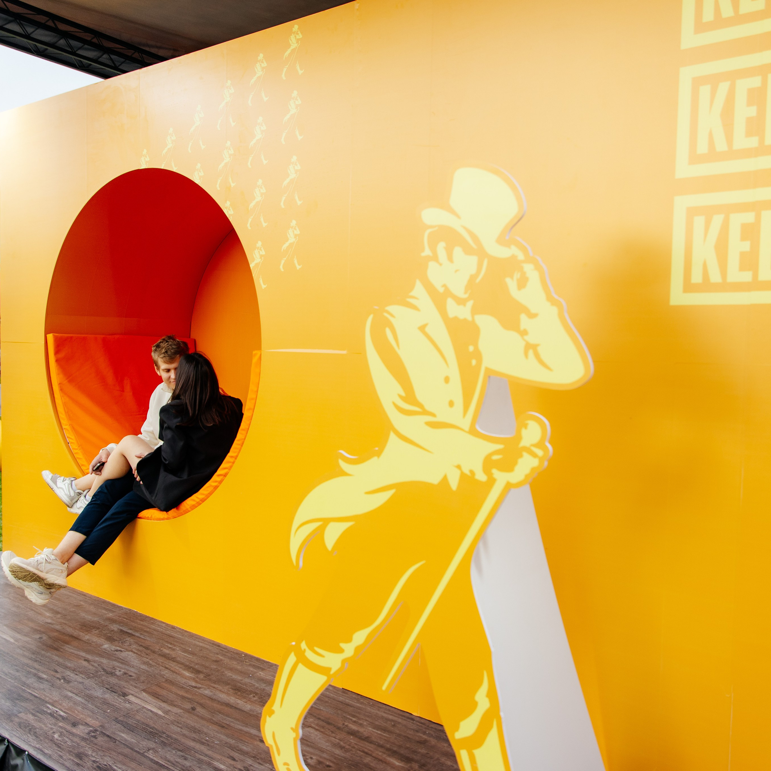 YANDEX PARK. JOHNNIE WALKER — CHINCHIN — SMIRNOFF — TANQUERAY