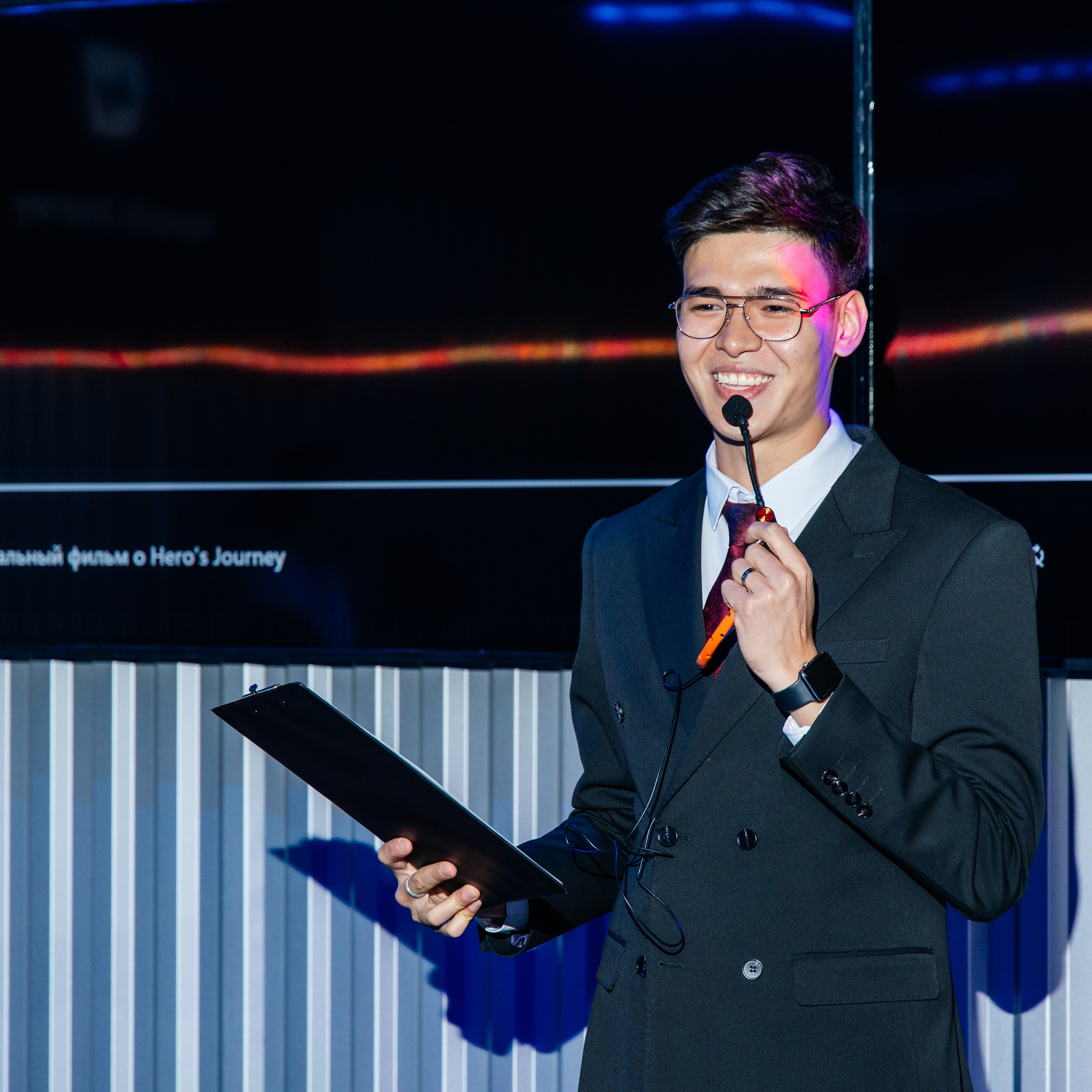 Hero's journey promenade