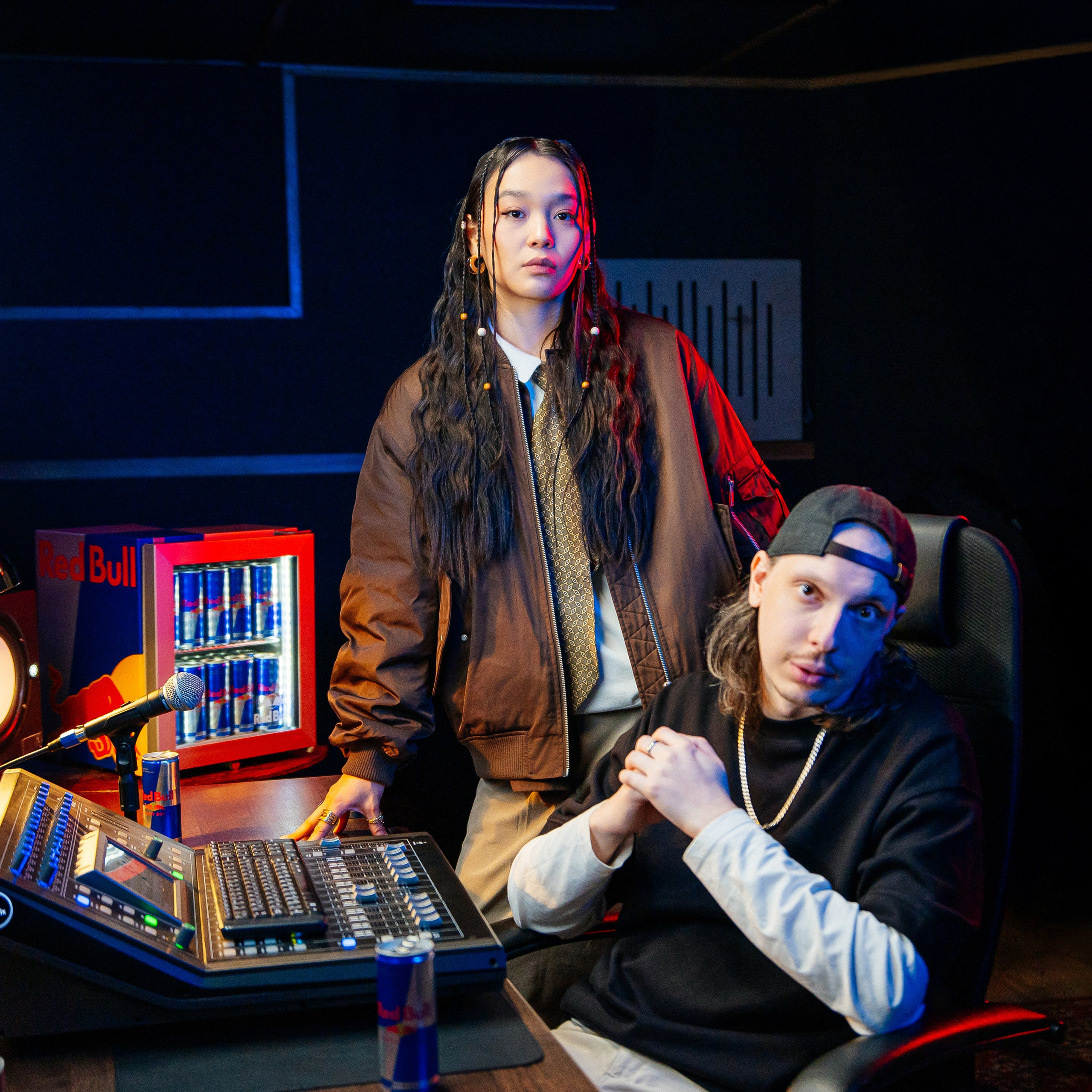 Red Bull 64 Bars Ния Hiro Truwer