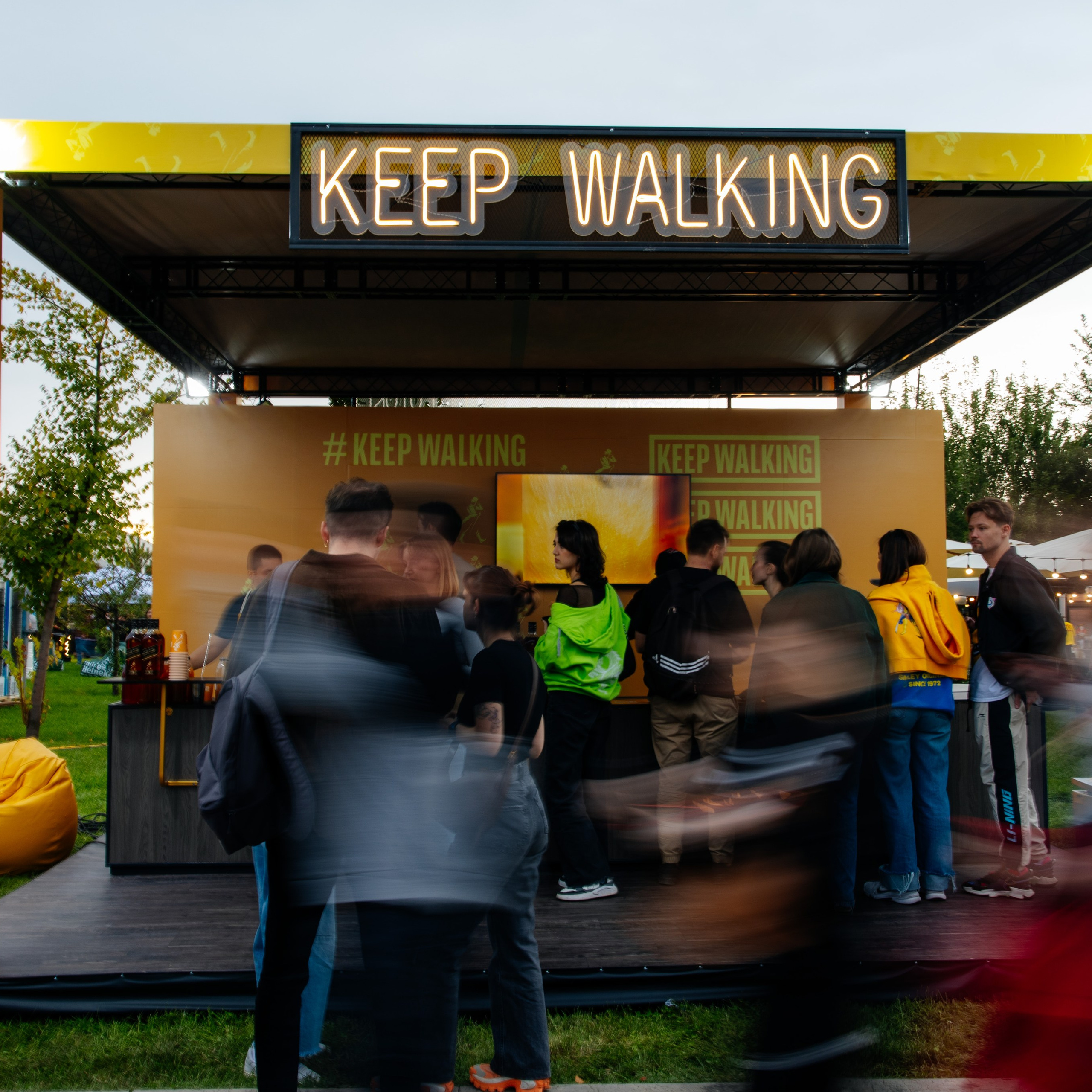 YANDEX PARK. JOHNNIE WALKER — CHINCHIN — SMIRNOFF — TANQUERAY