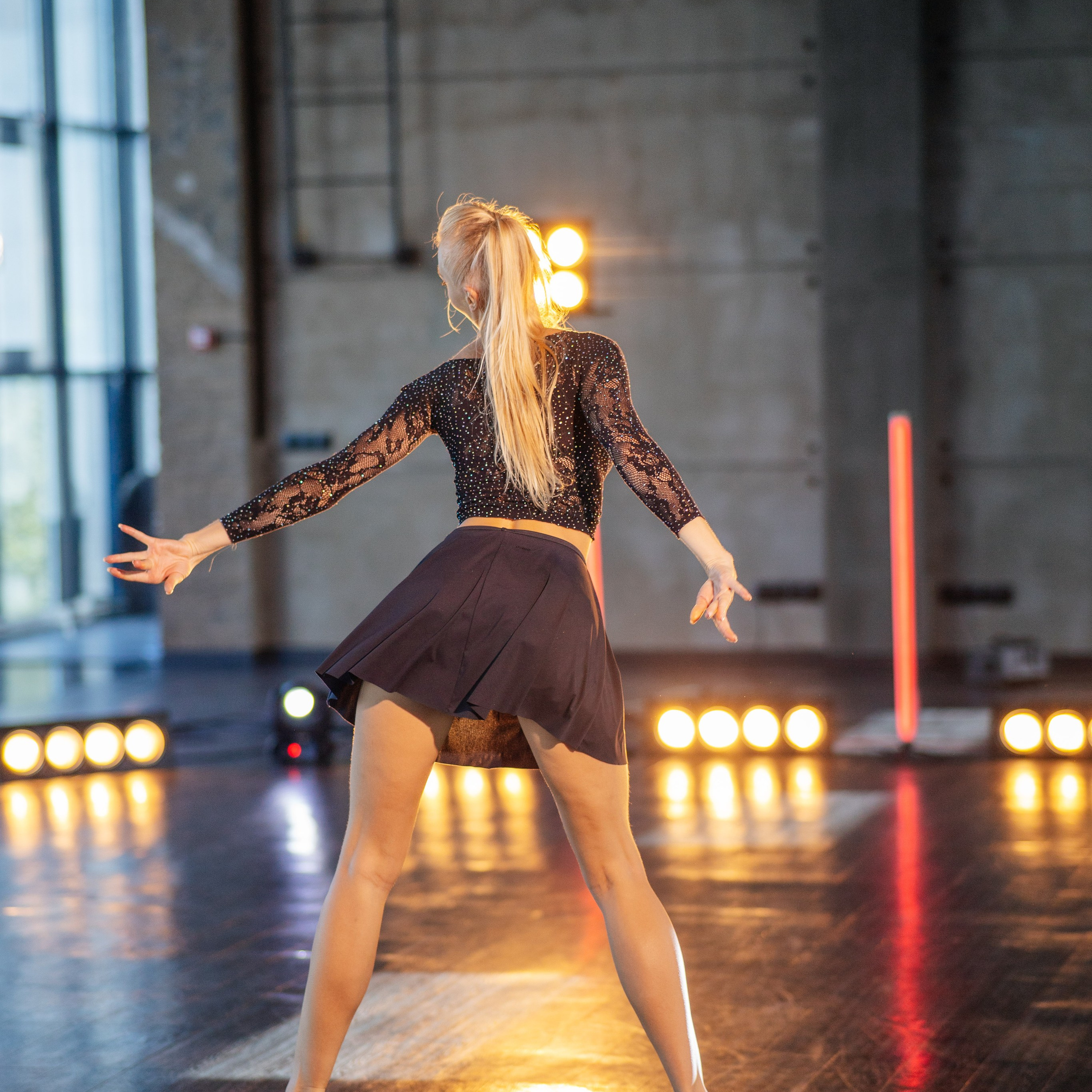 Анастасия танцы