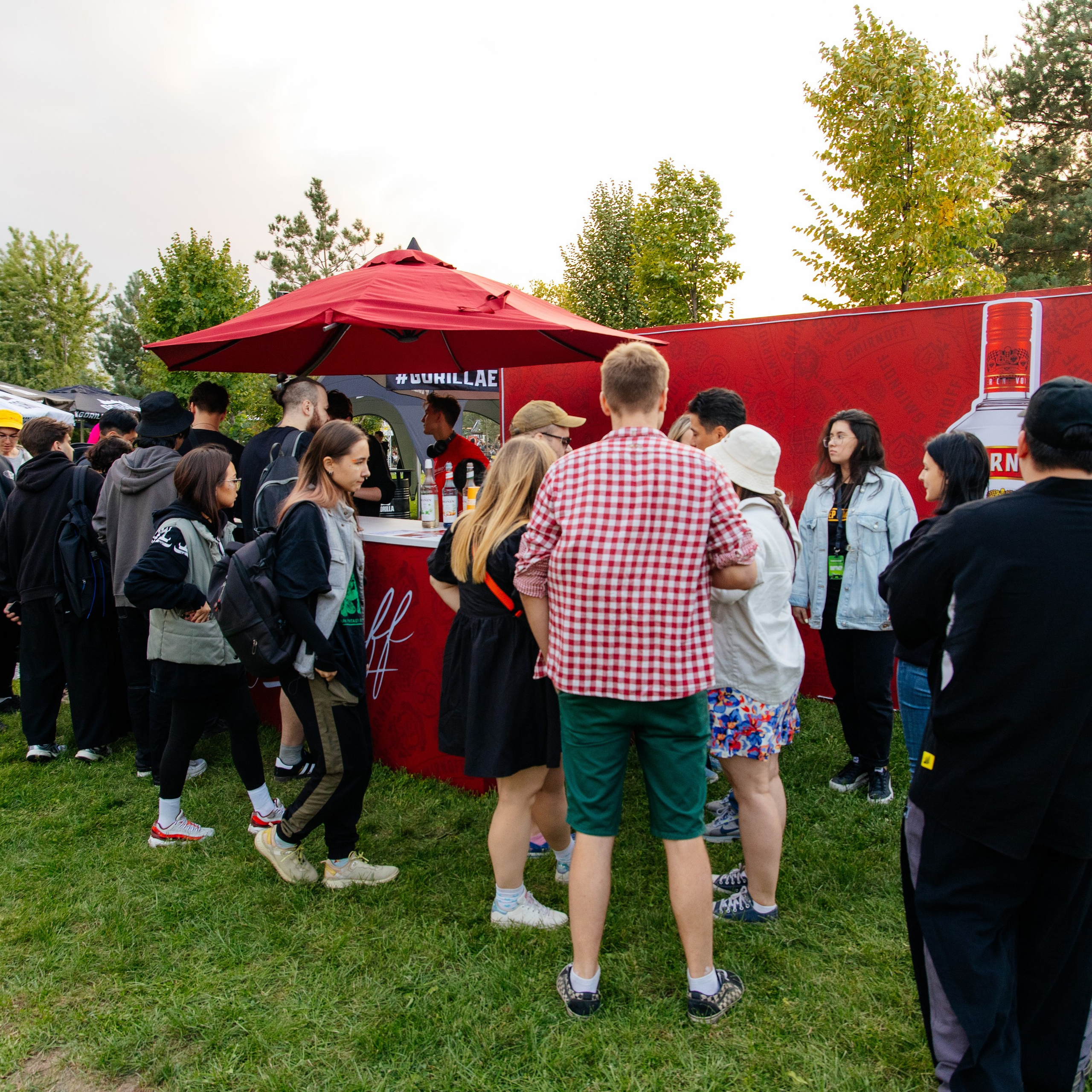 YANDEX PARK. JOHNNIE WALKER — CHINCHIN — SMIRNOFF — TANQUERAY