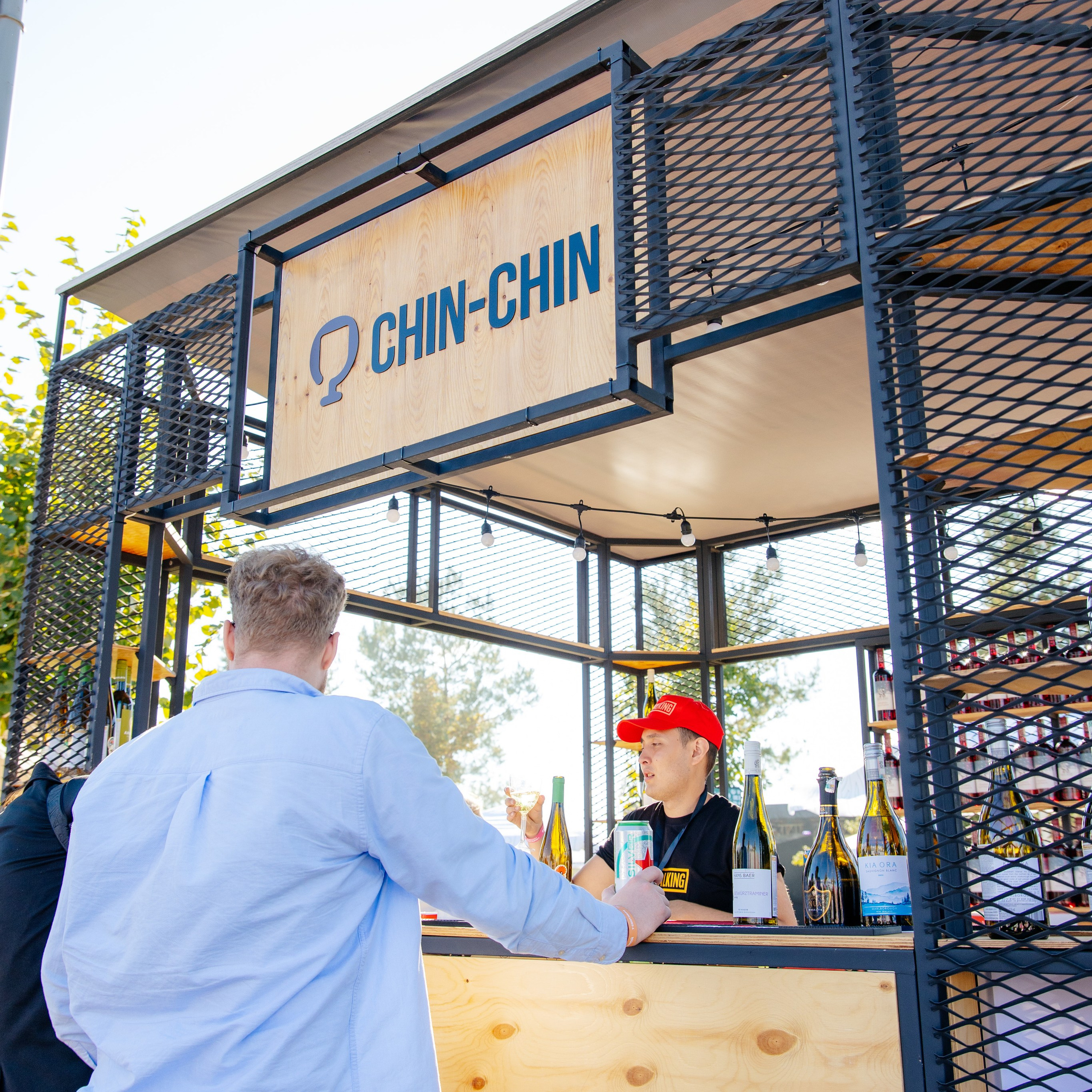 YANDEX PARK. JOHNNIE WALKER — CHINCHIN — SMIRNOFF — TANQUERAY