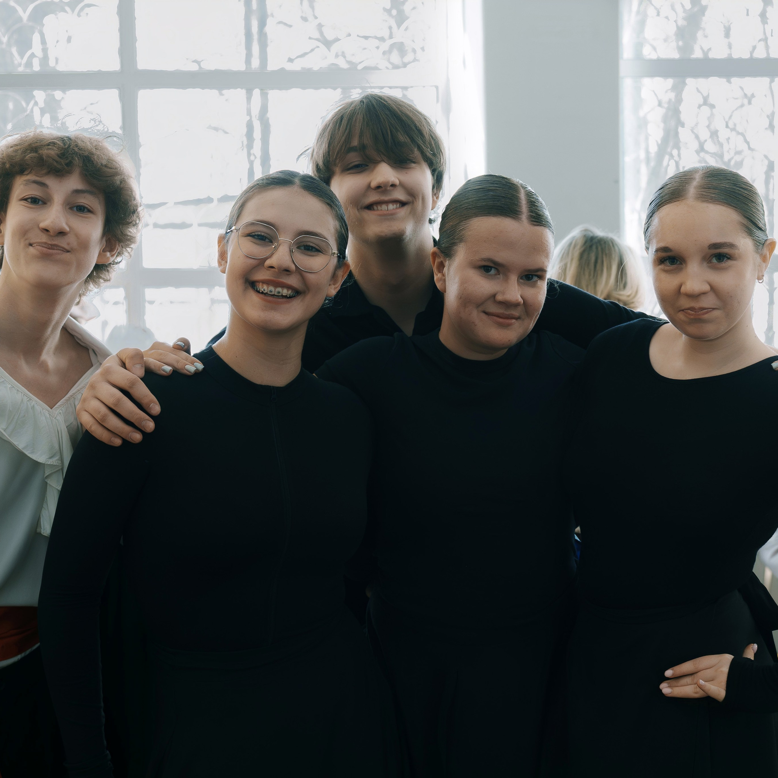 Арт-объединение Творческие люди. ДК Литвинки «Вместе ярче»