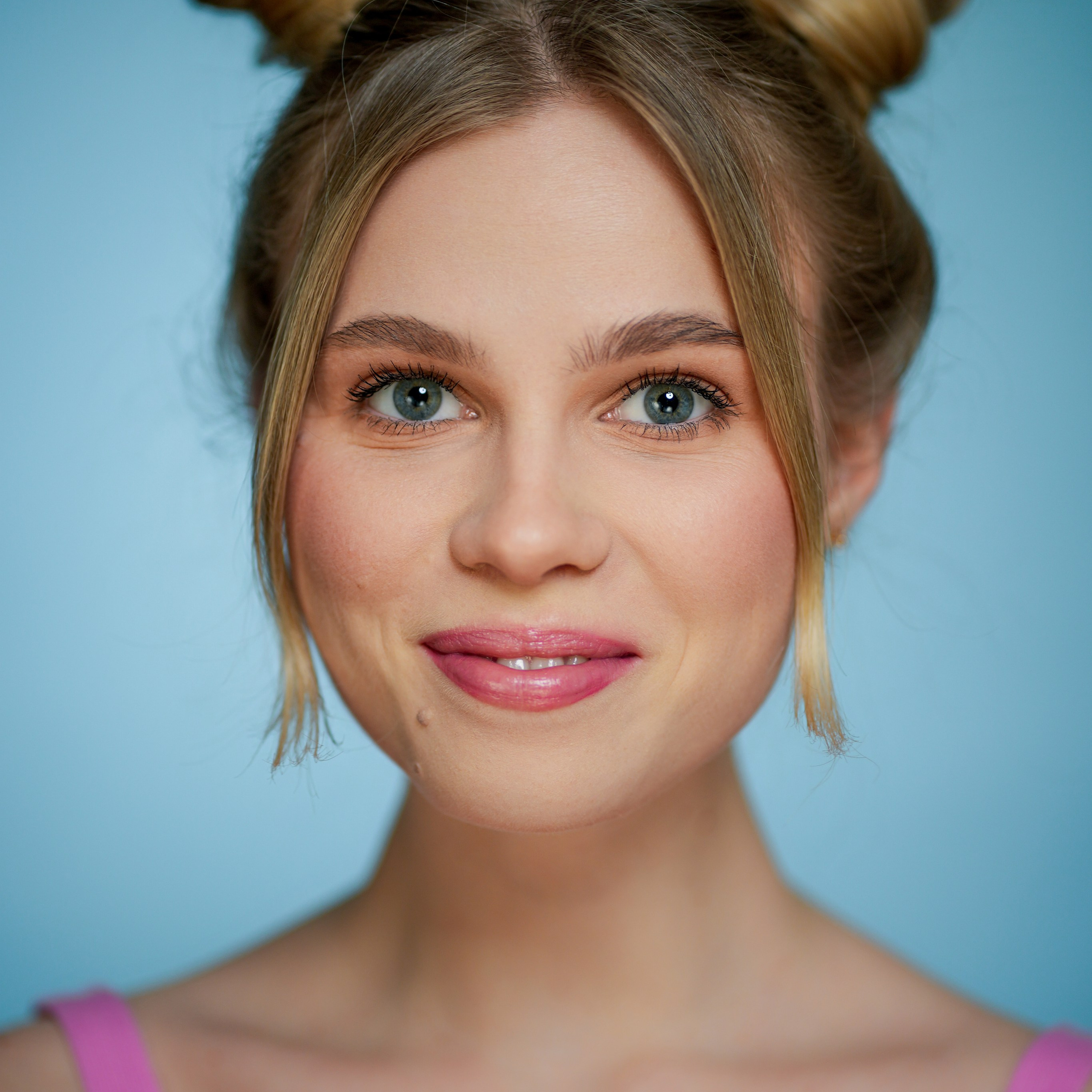 Анастасия Кузнецова (типажное актёрское портфолио)