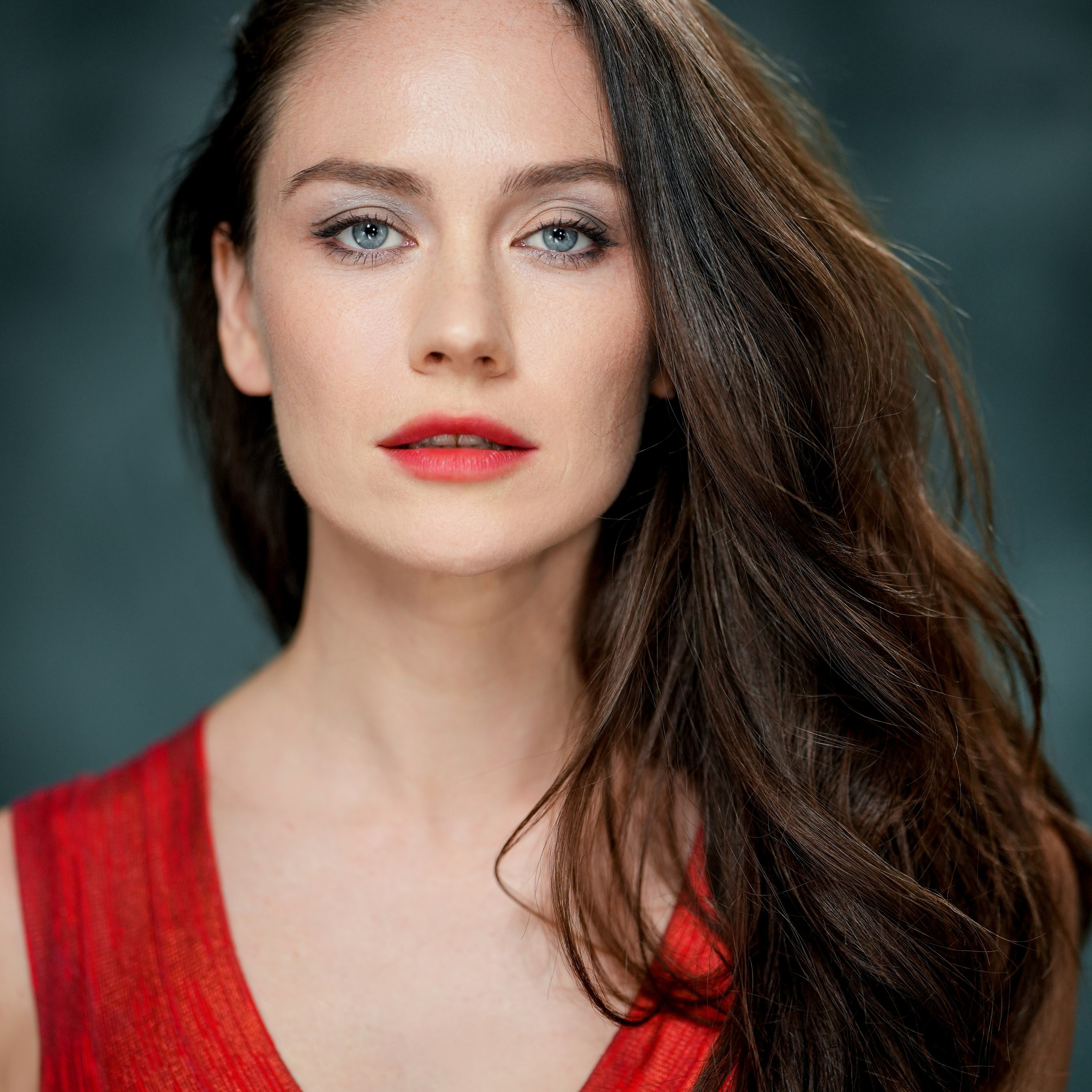 Полина Ентинзон (типажное актерское портфолио)