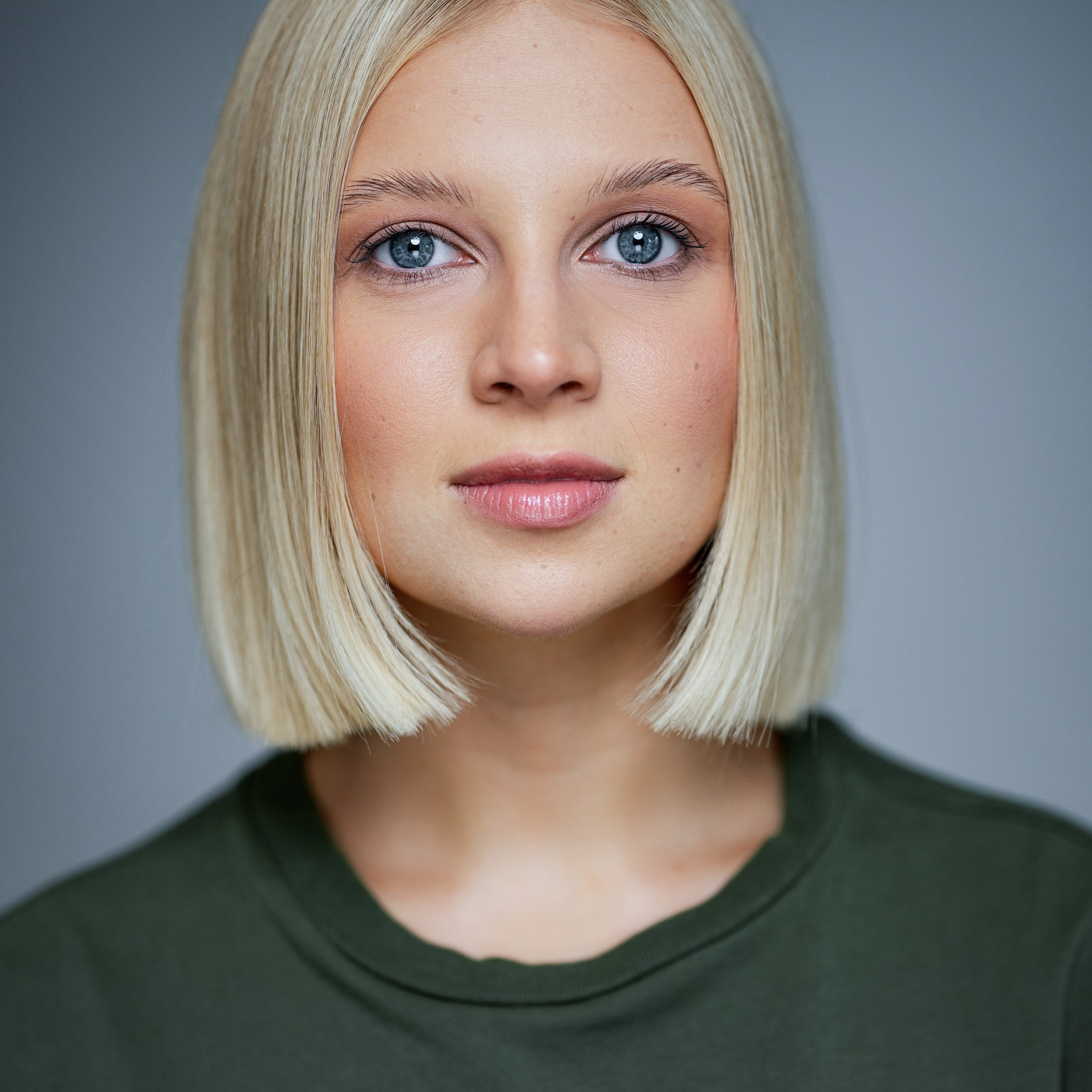 Анастасия Рязанцева (базовое актёрское портфолио)