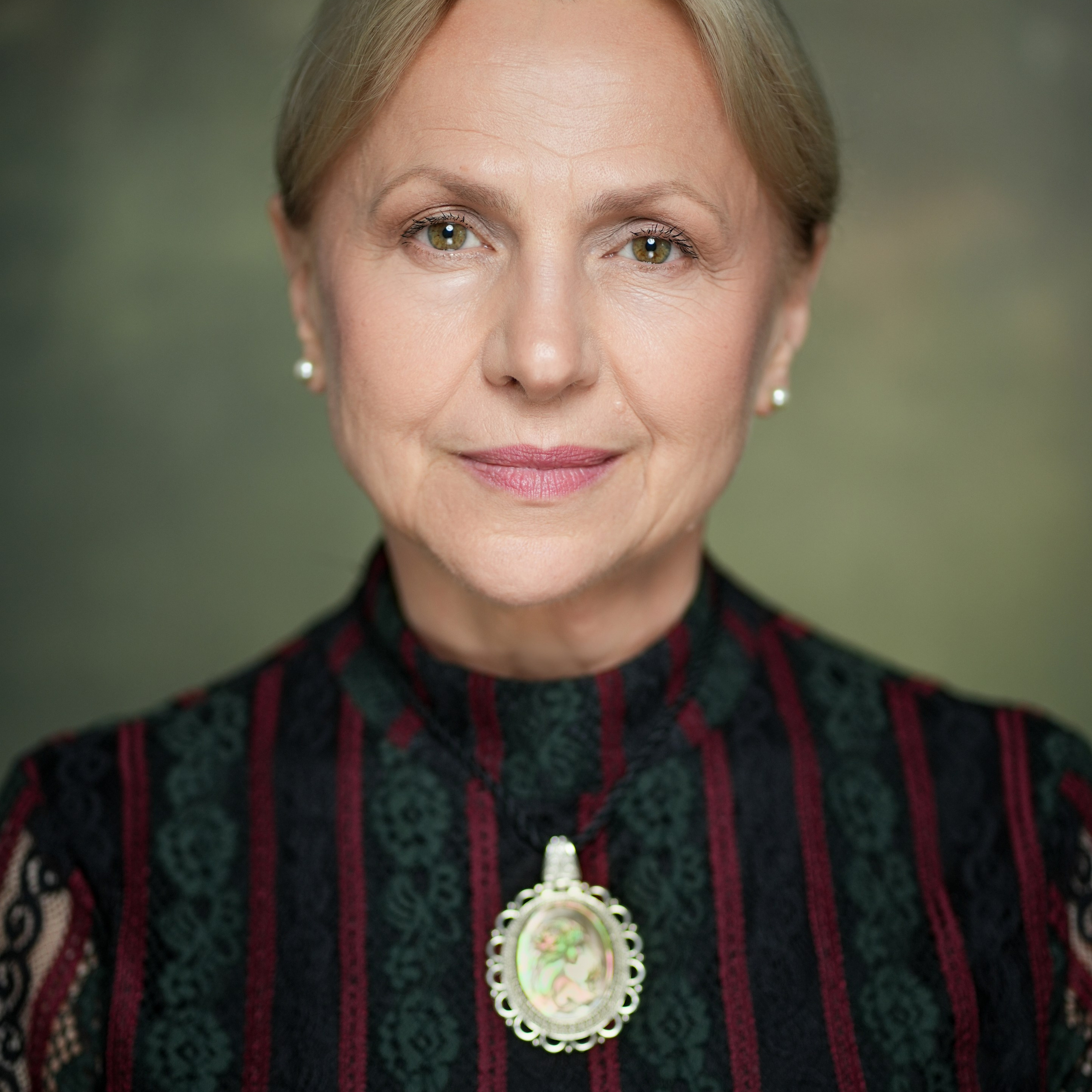 Ирина Бодянская (типажное актёрское портфолио)