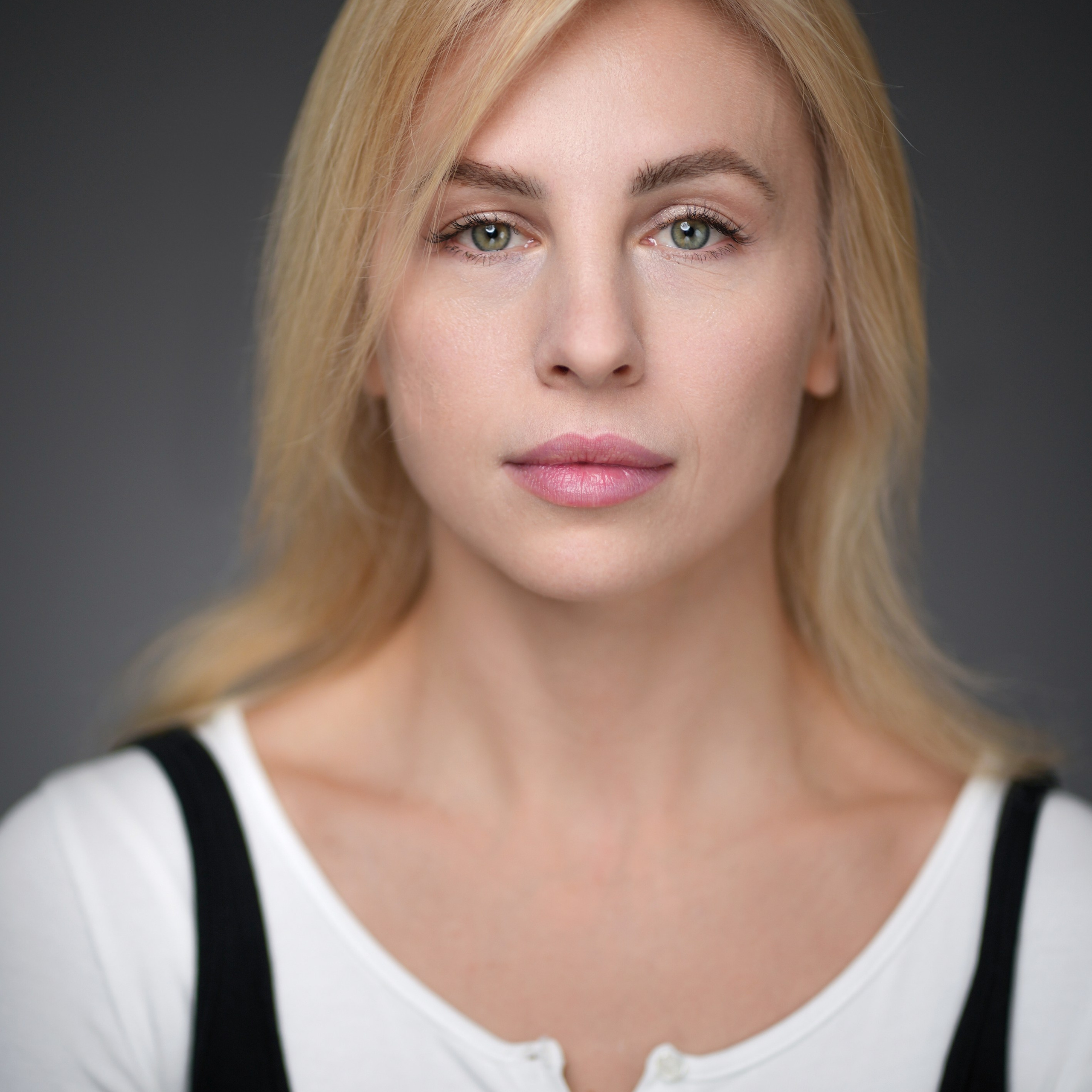 Антонина Воробьёва (фото и&nbsp;видеовизитка)