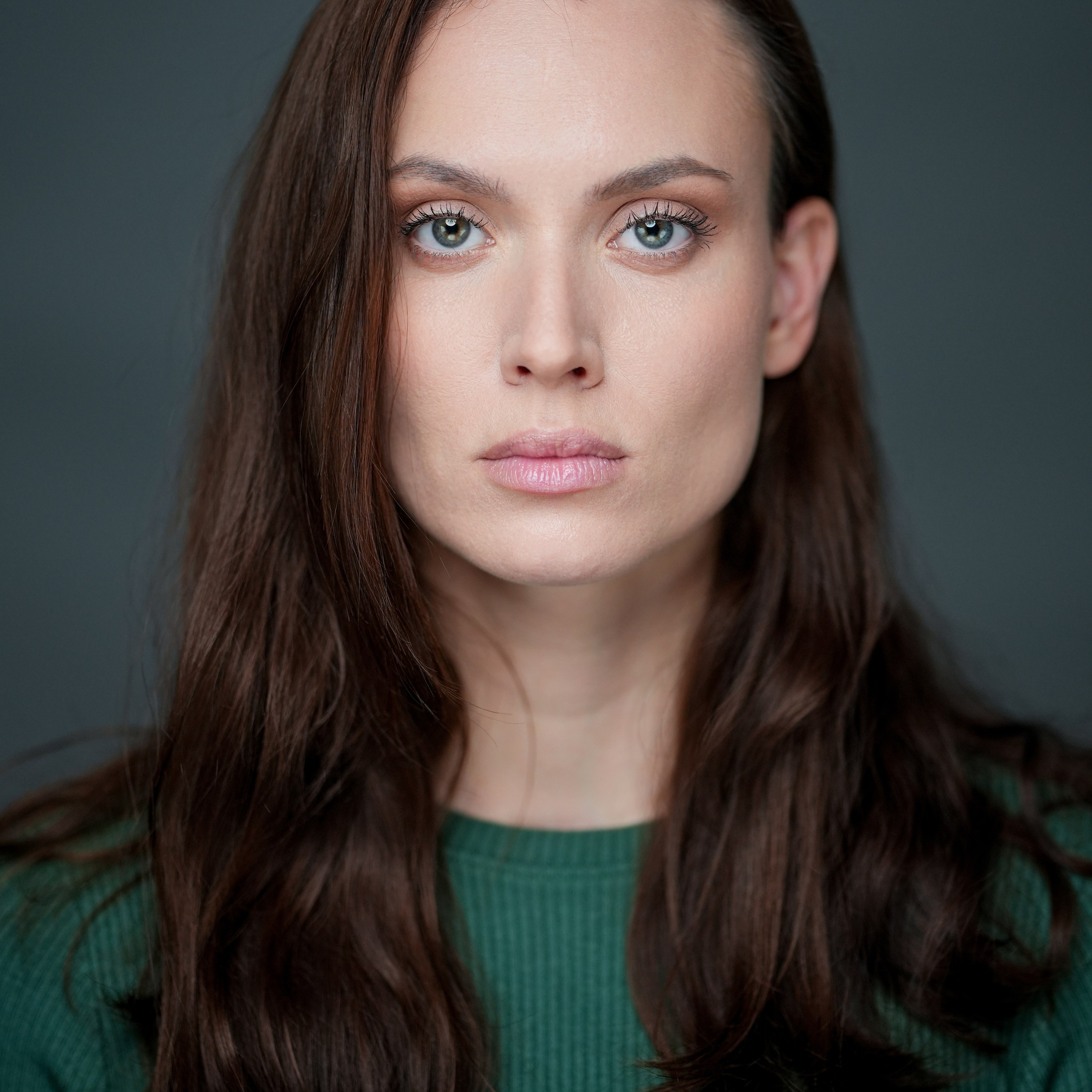 Саша Сапегина (базовые актёрские фото и видеовизитка)