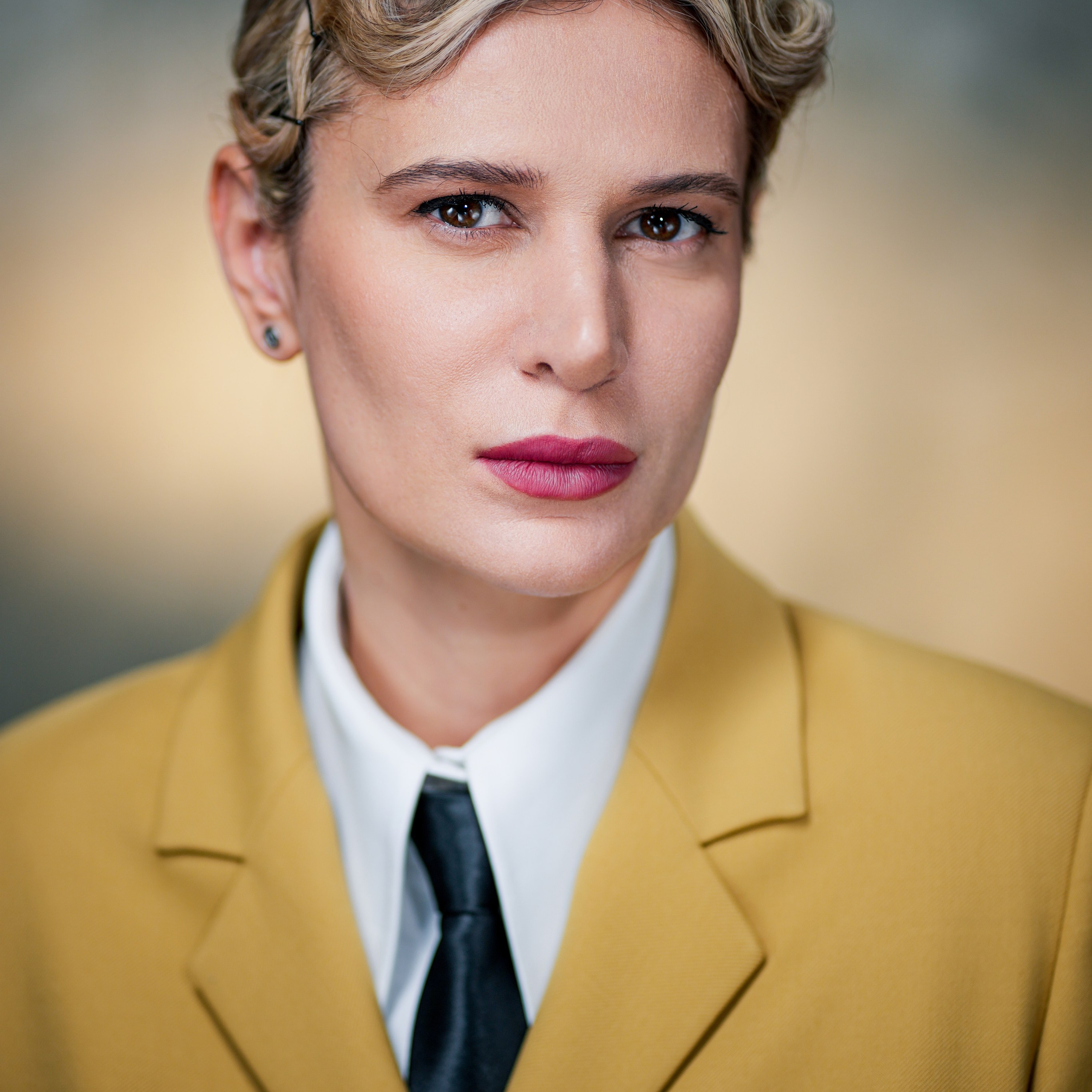 Надежда Мирошникова (типажное актерское портфолио и видеовизитка)