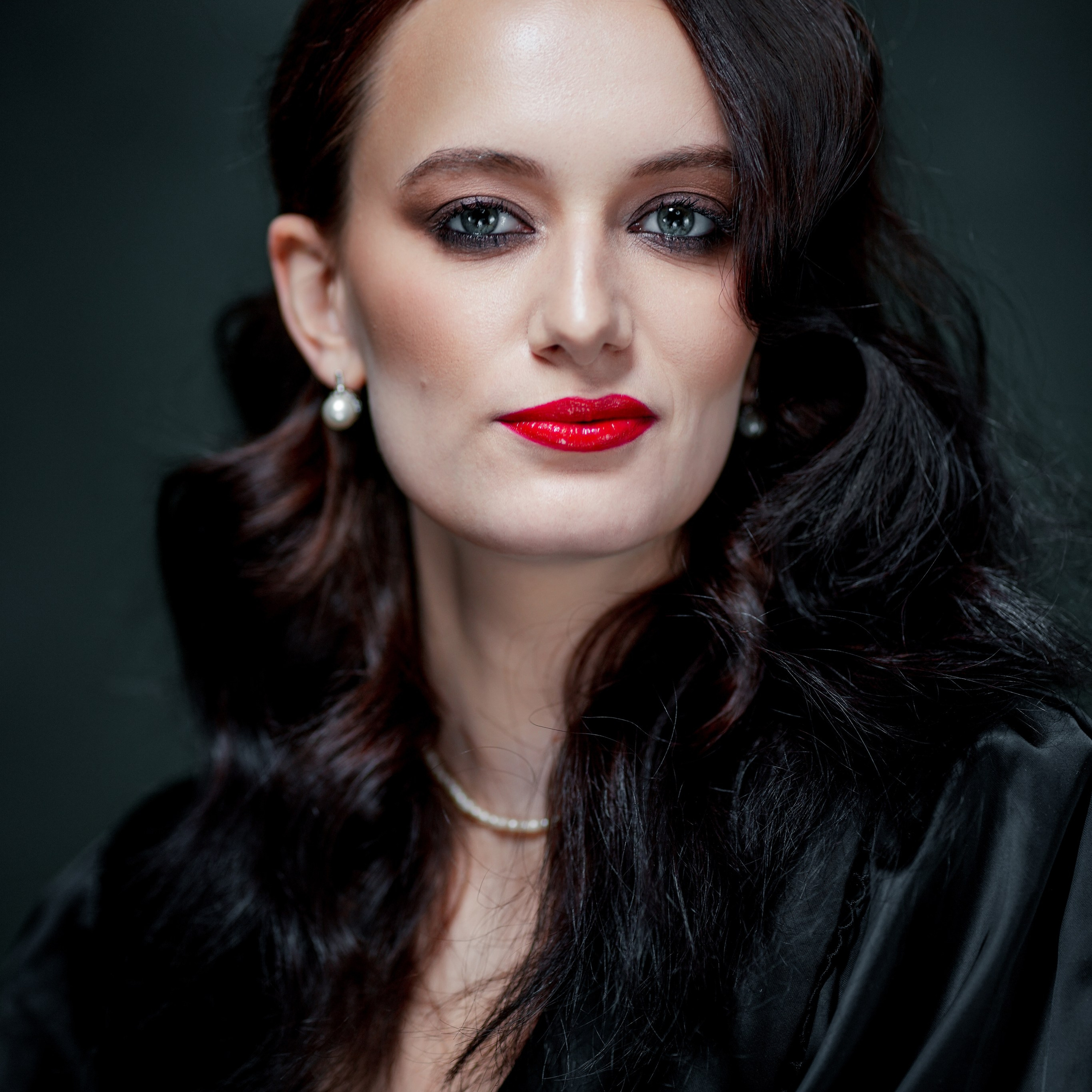 Алёна Паздникова (типажное портфолио)