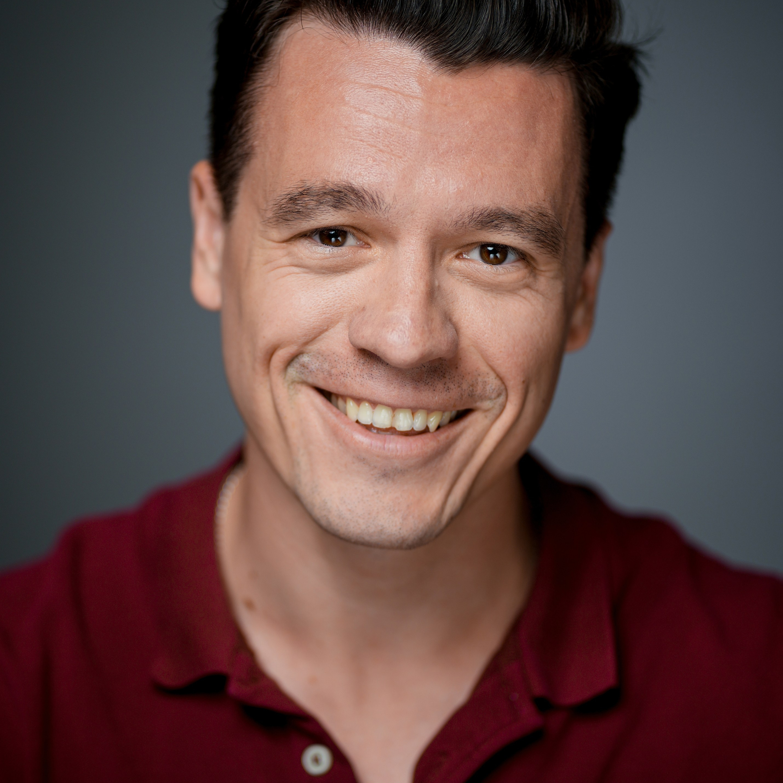 Дмитрий Абазовик (базовое актерское портфолио)