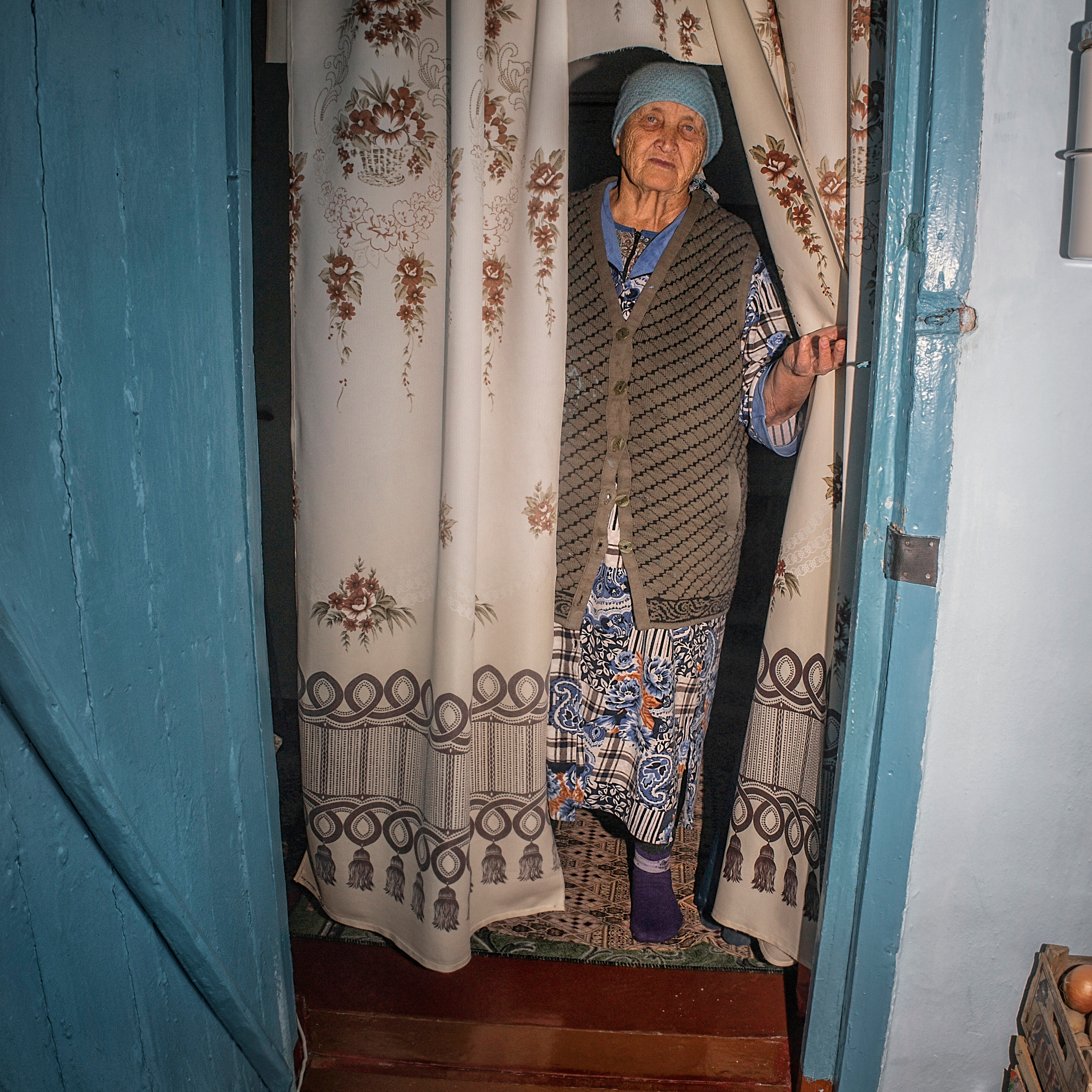 Дорогие мои старики.