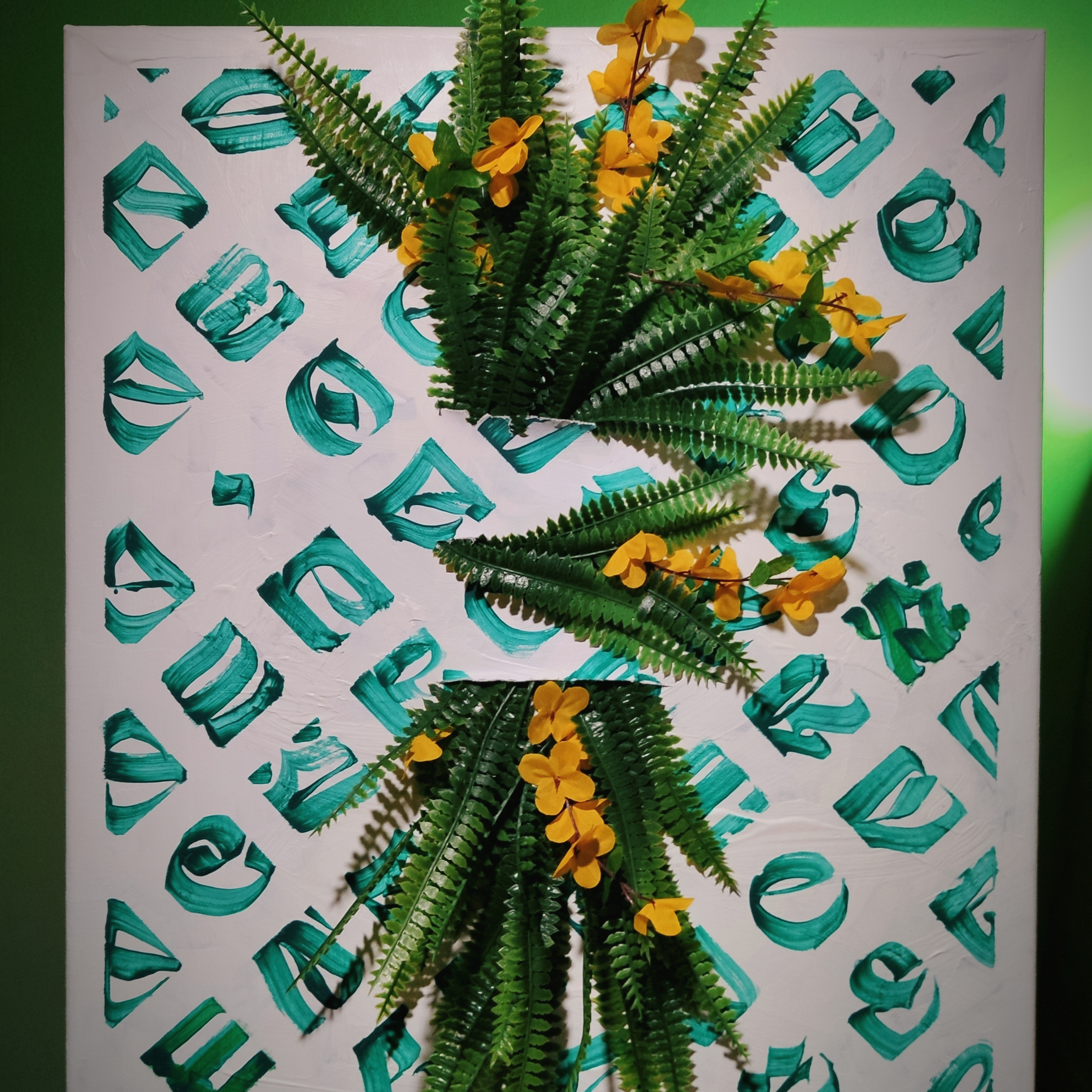 Каллиграфия на холстах со смыслом от Андрея Рэя