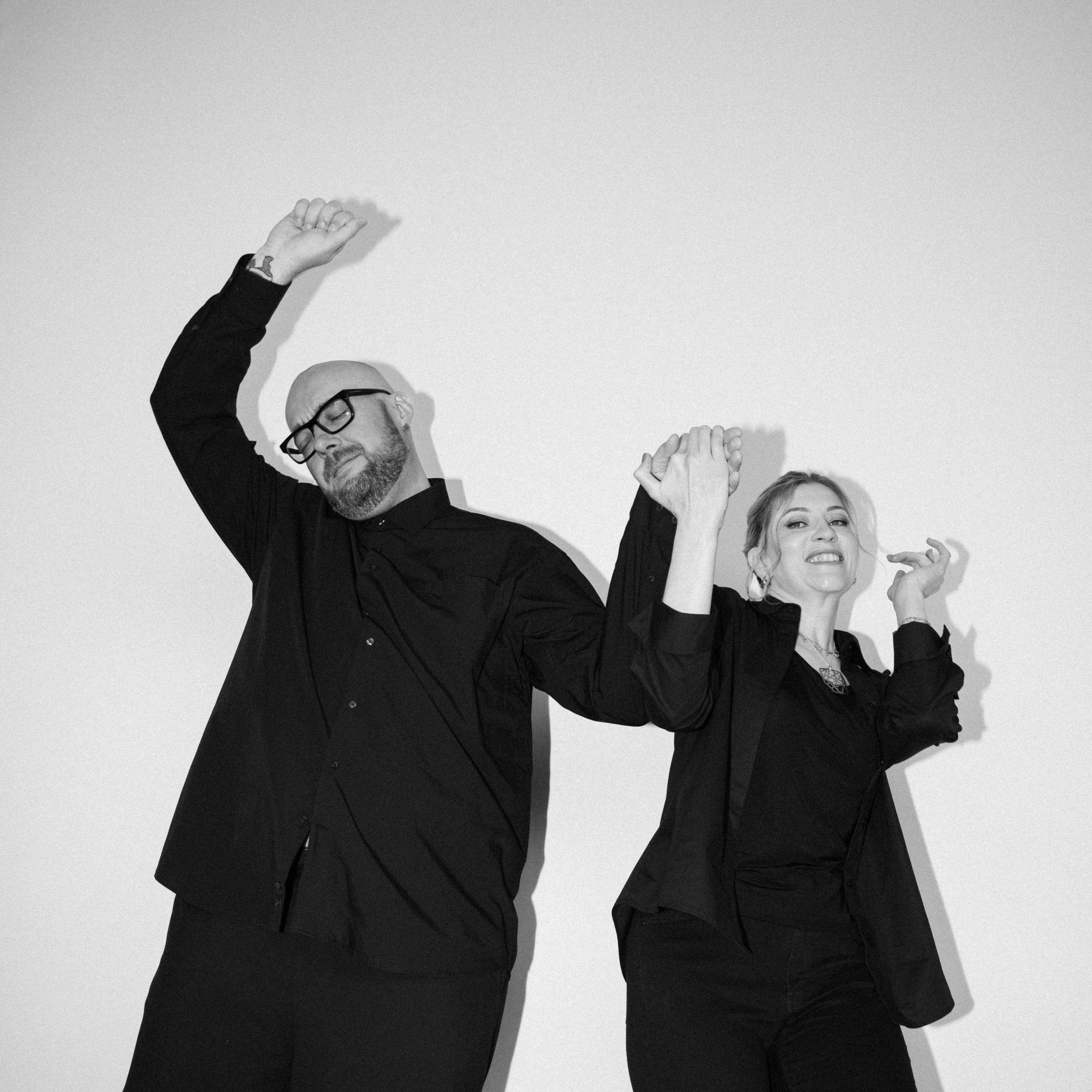 КОНТАКТЫ. Видеограф Волгоград. Свадебное видео. Саша и Наташа Сенатовы