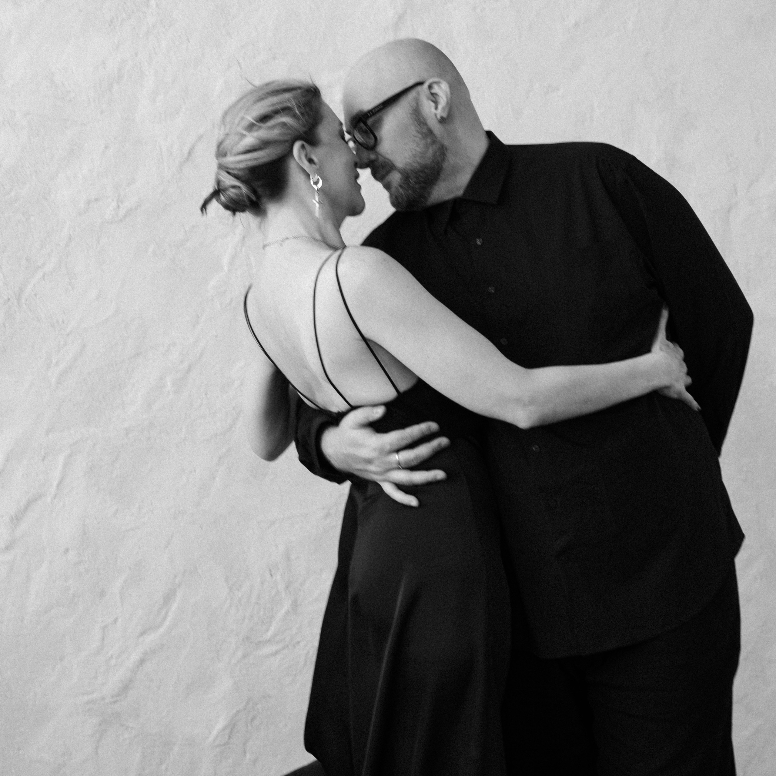 КОНТАКТЫ. Видеограф Волгоград. Свадебное видео. Саша и Наташа Сенатовы