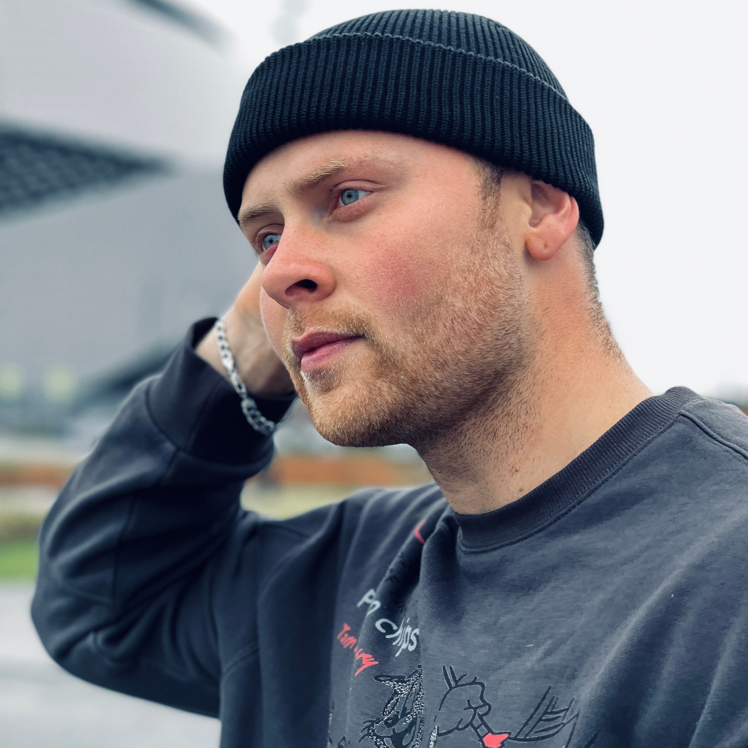 September 2023 | hats and suits