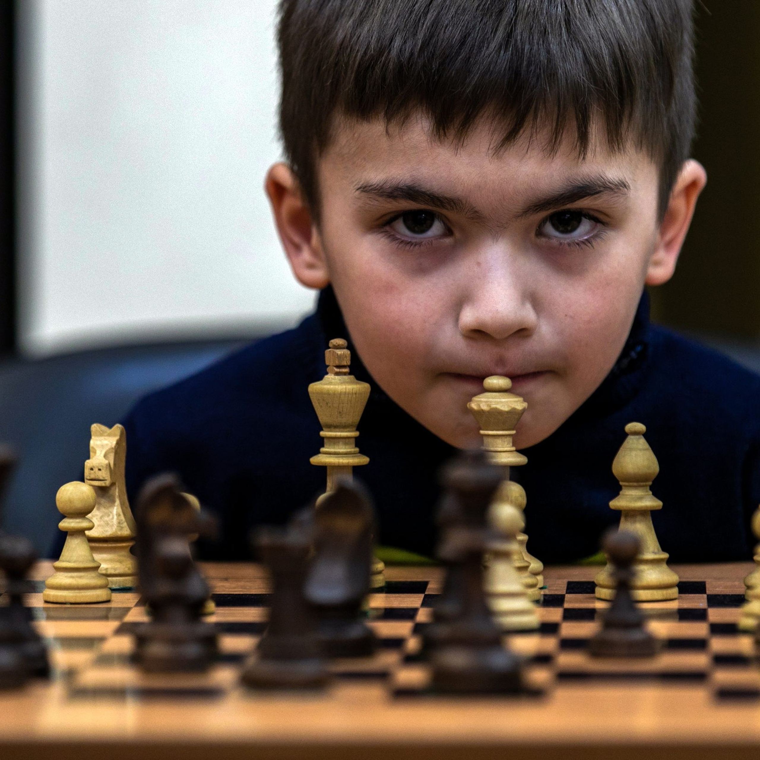  спортивная фотография, шахматы, сеанс одновременной игры, дети играют в шахматы