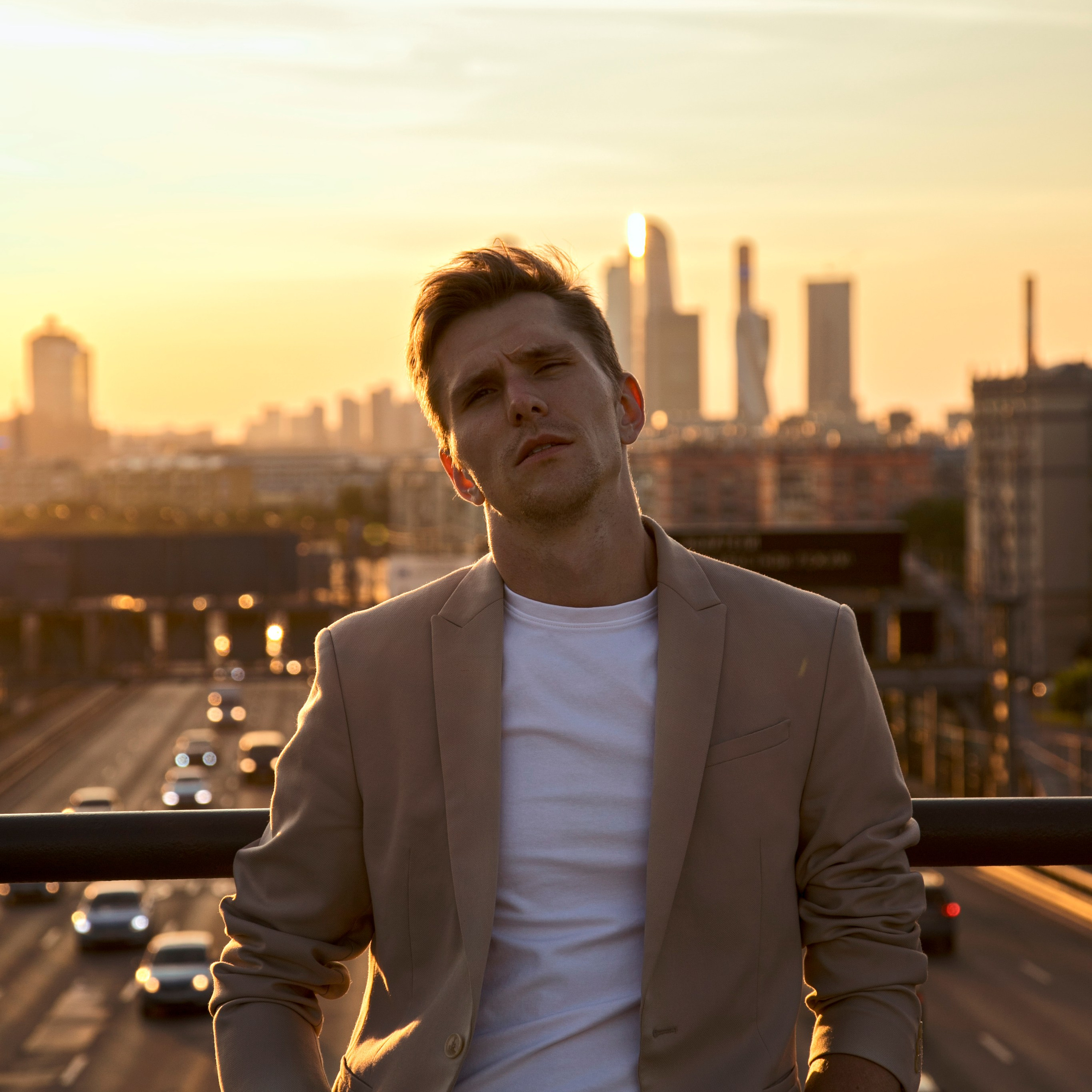 Мужская фотосессия на улице