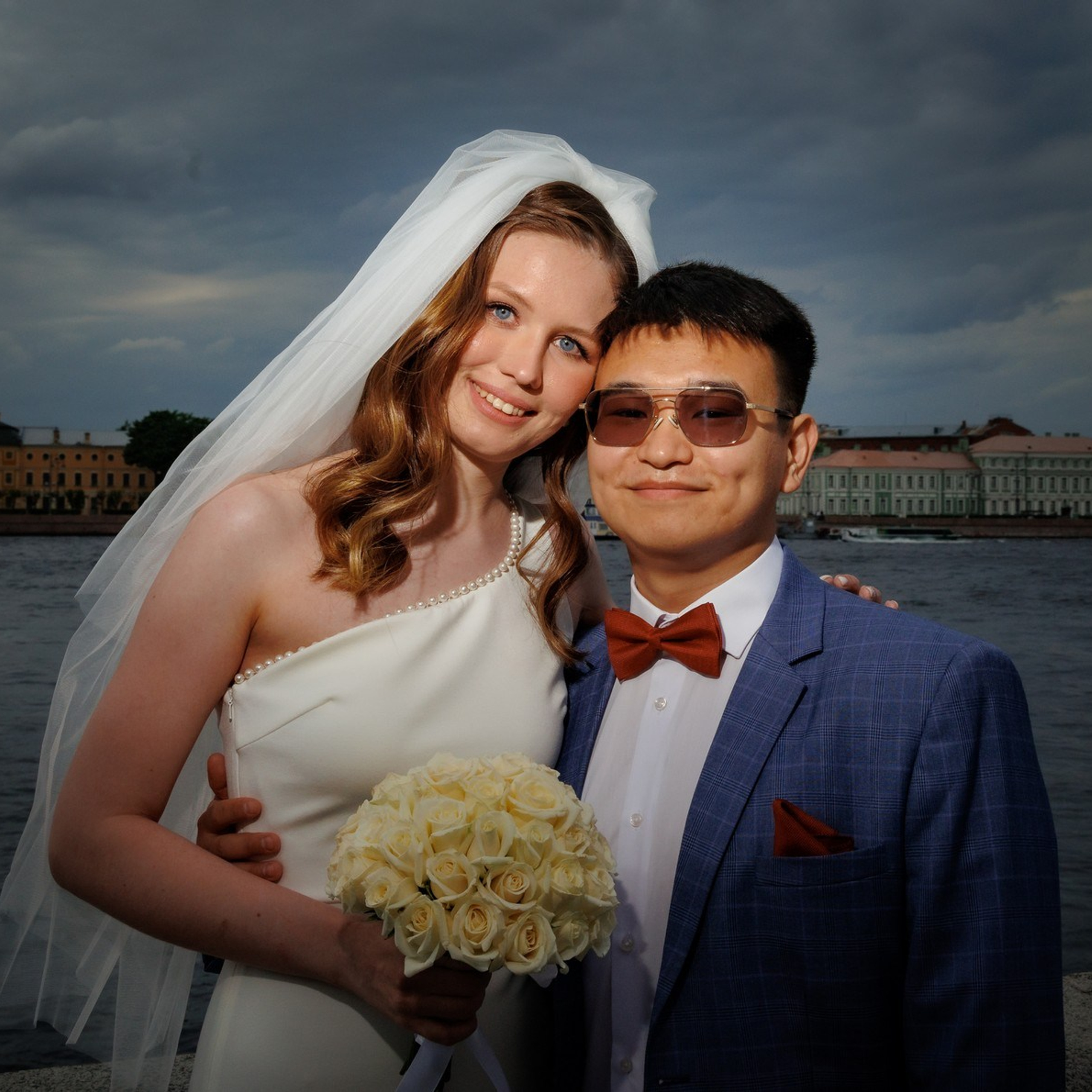 Чингис и Александра регистрация и небольшая прогулка