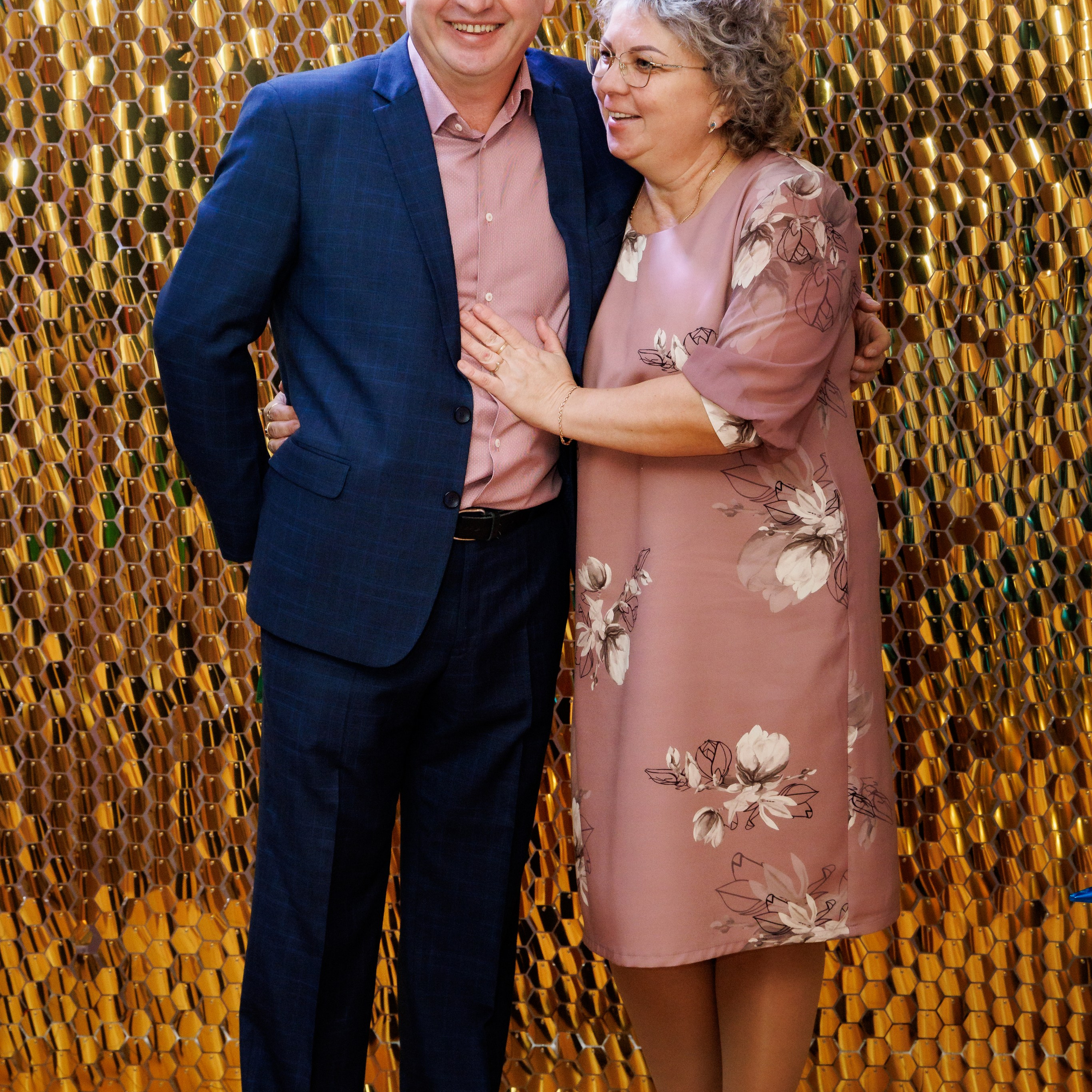 Юбилей Николаю в кафе Зеркальное, г. Сясьстрой