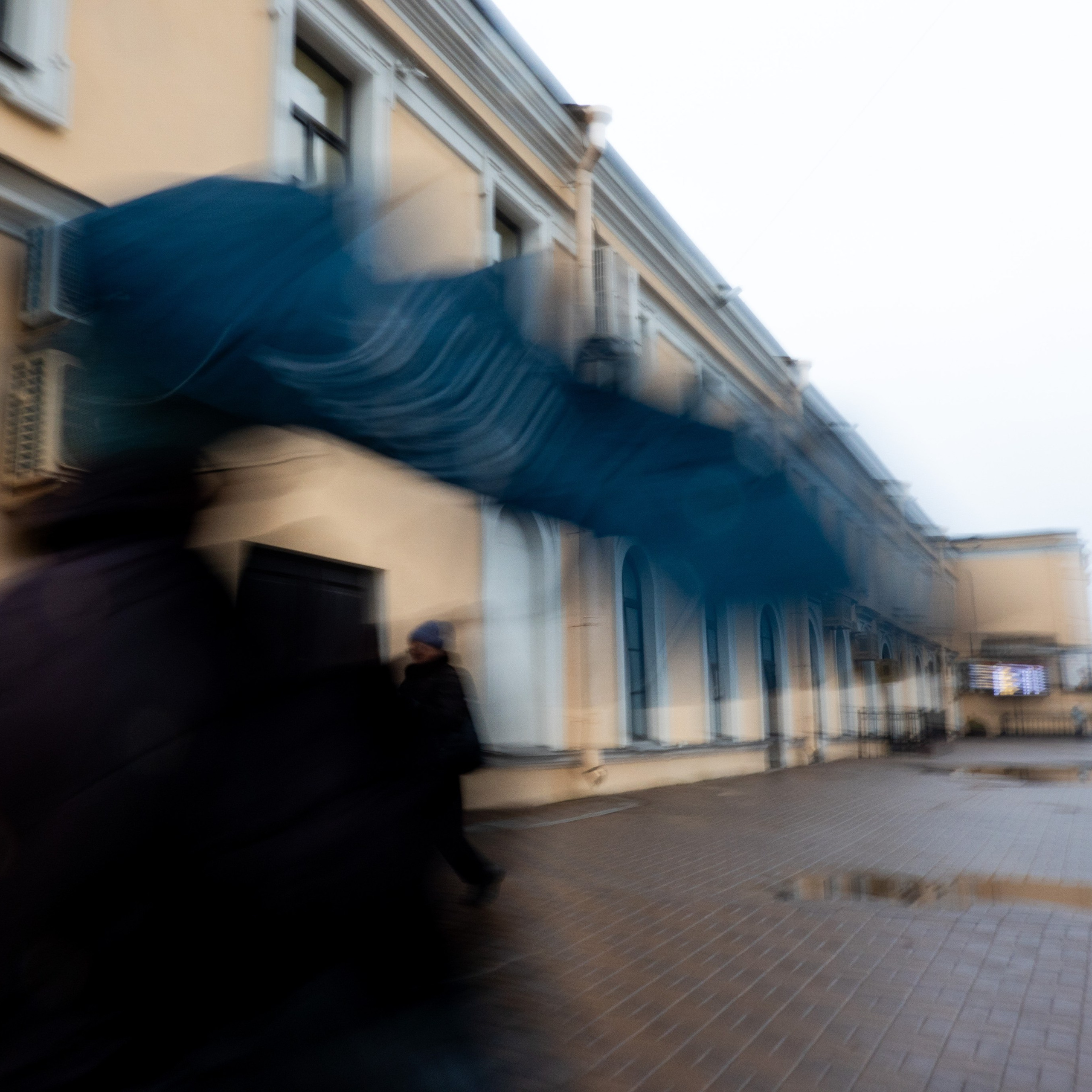 Толчея на Московском вокзале. Антон Денисенко