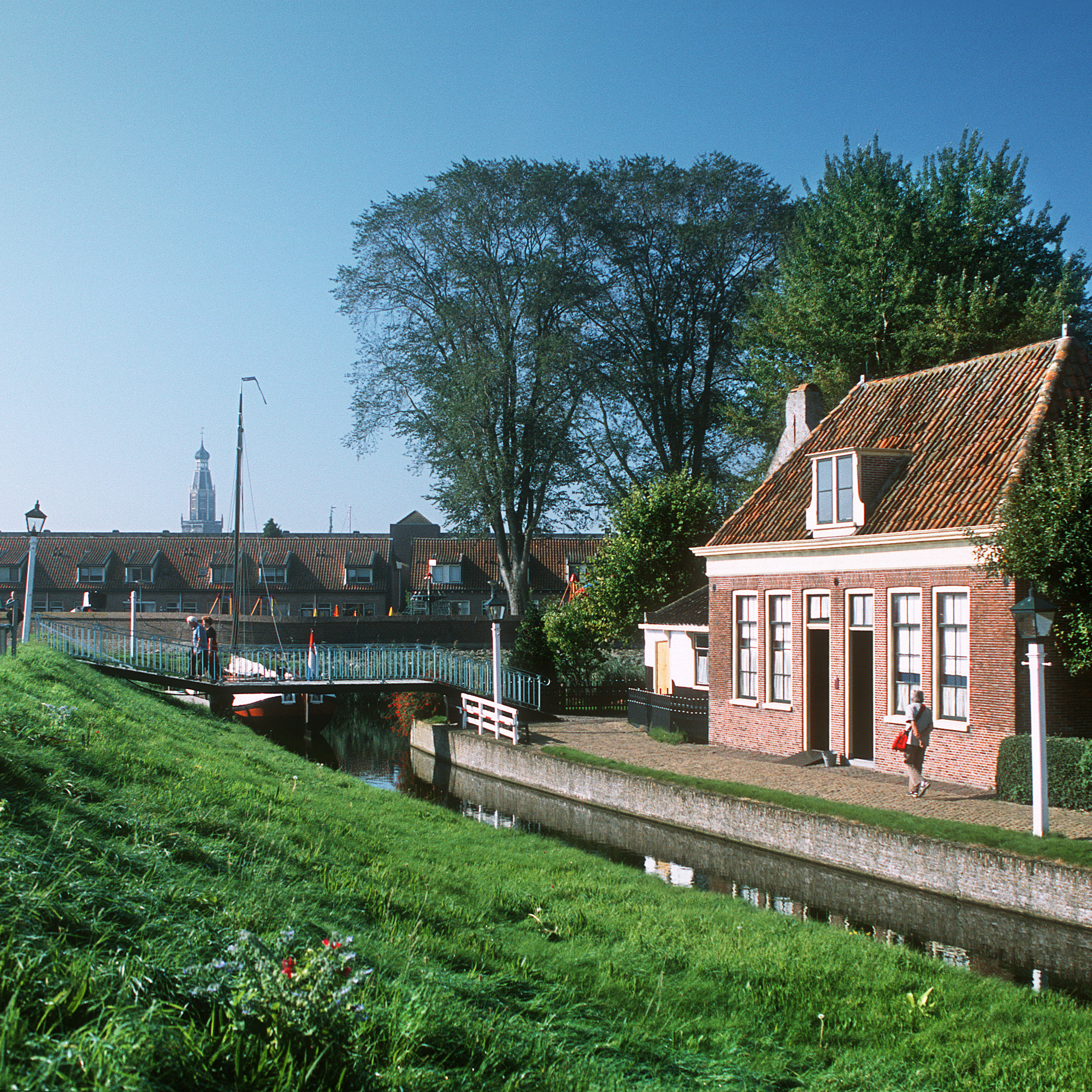 Энкхёйзен. Антон Денисенко