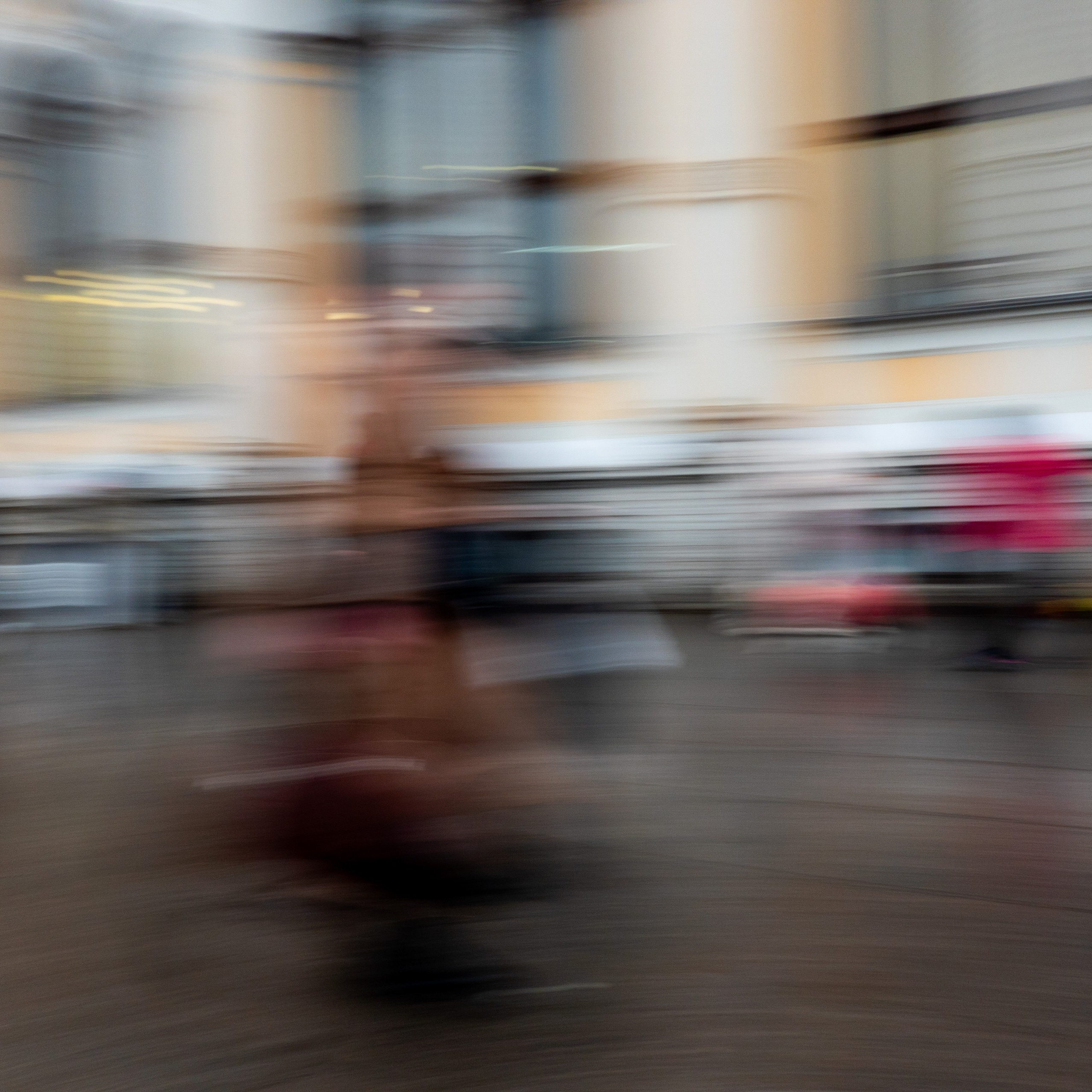 Толчея на Московском вокзале. Антон Денисенко