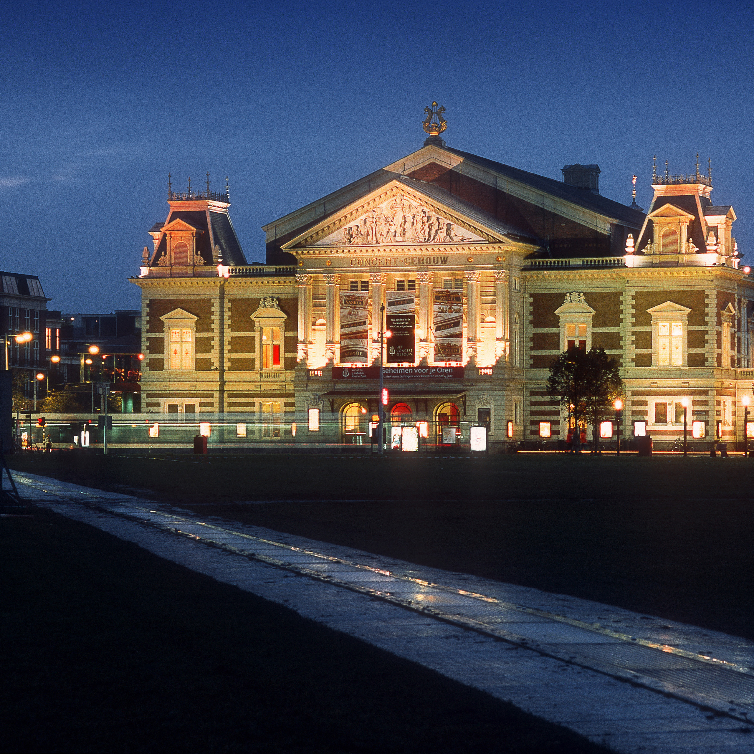 Амстердам II. Антон Денисенко