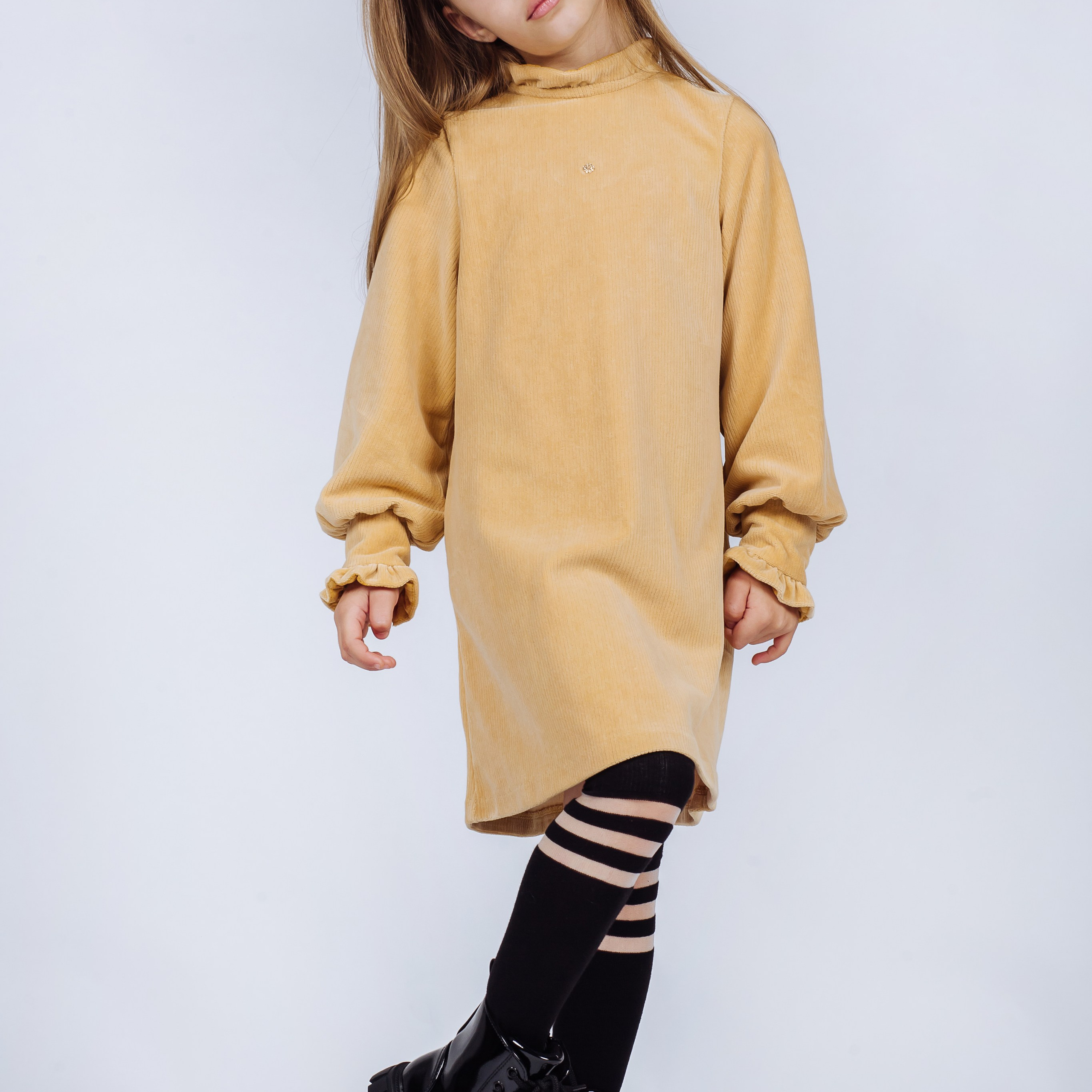 ЕСЕНИЯ рост 126, 6 лет