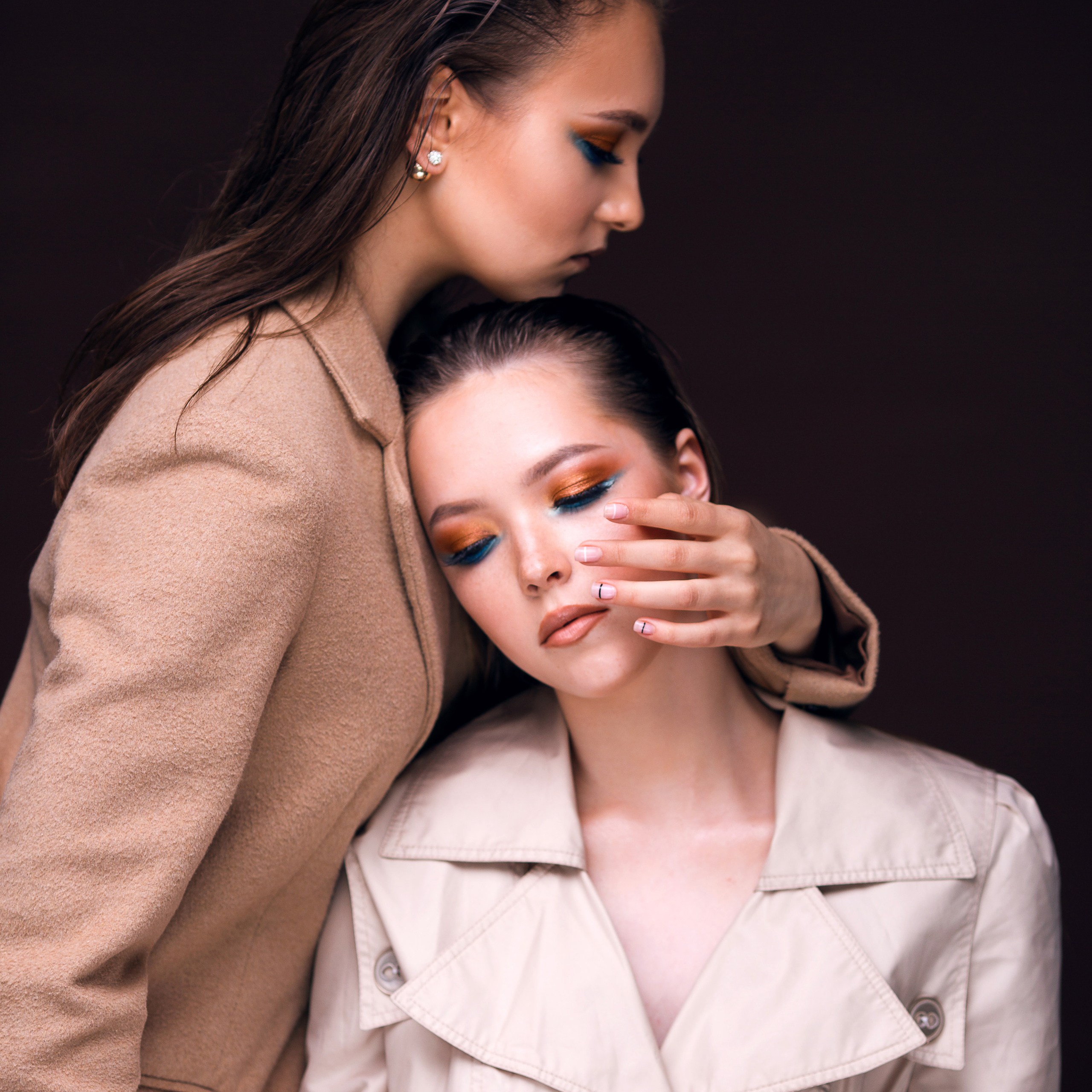 Лиза и Вика. Фотограф Оксана Салимова