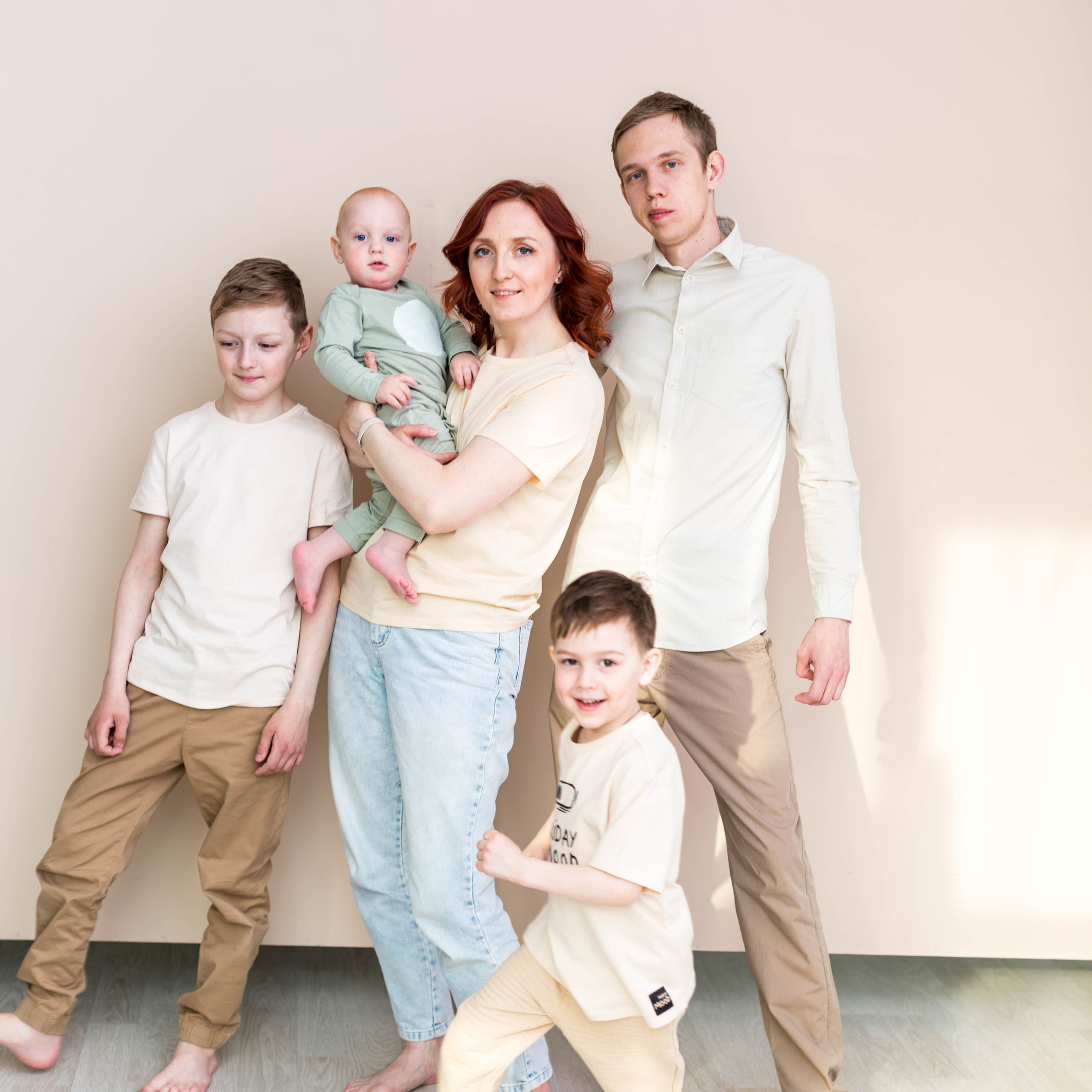 Алена и ее семья. Фотограф Оксана Салимова