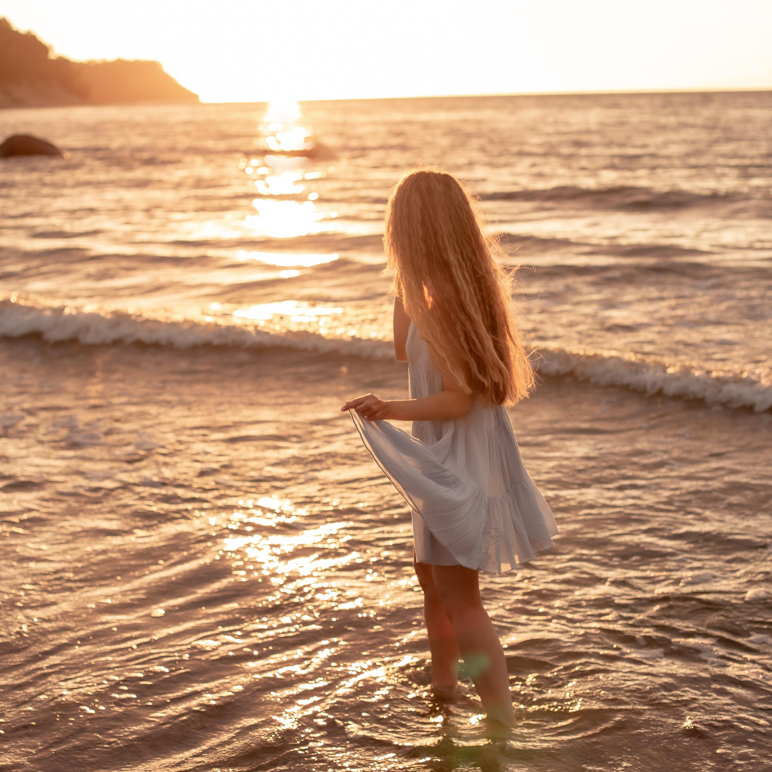 Вика. На закате