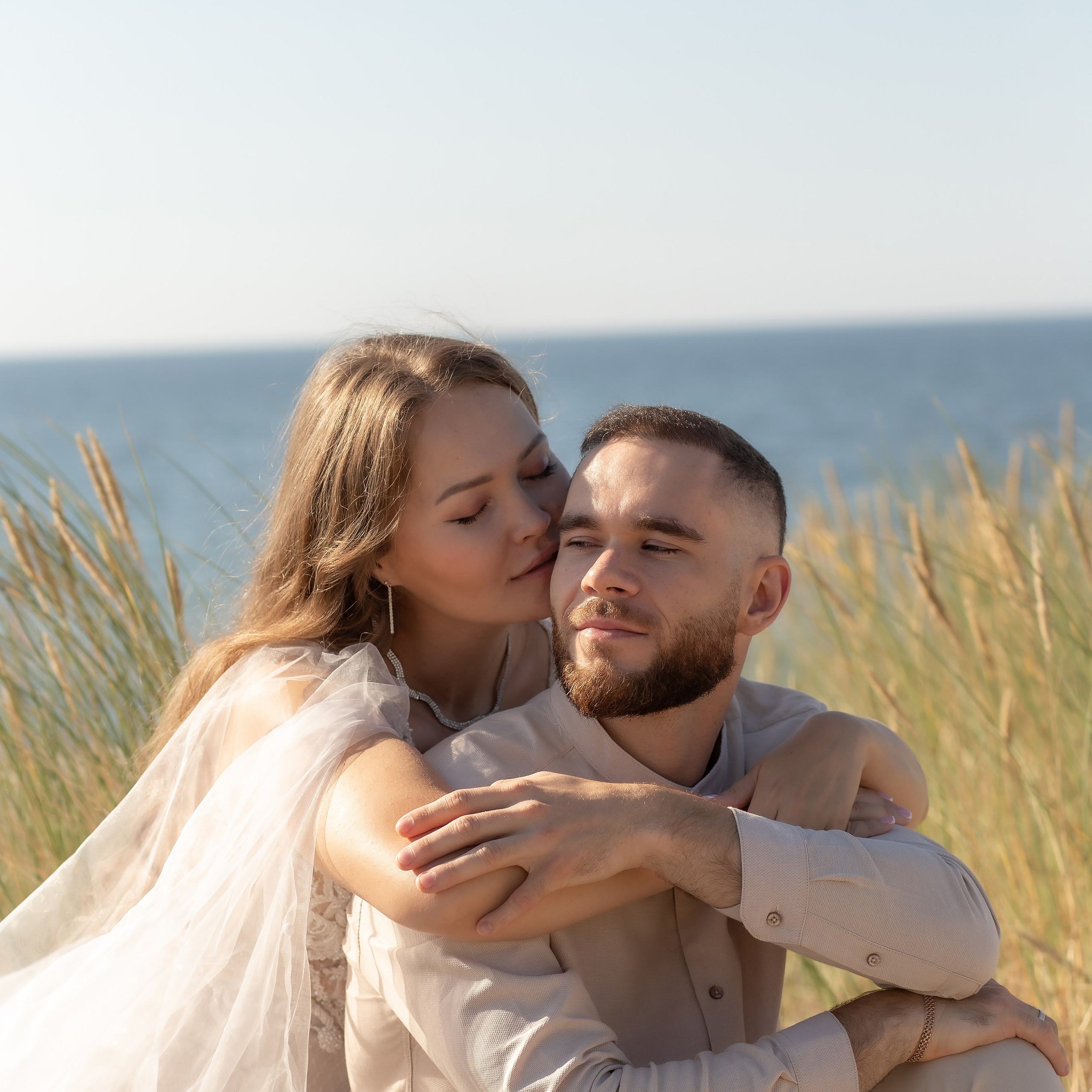 Саша и Евгения. Янтарный — Филинская