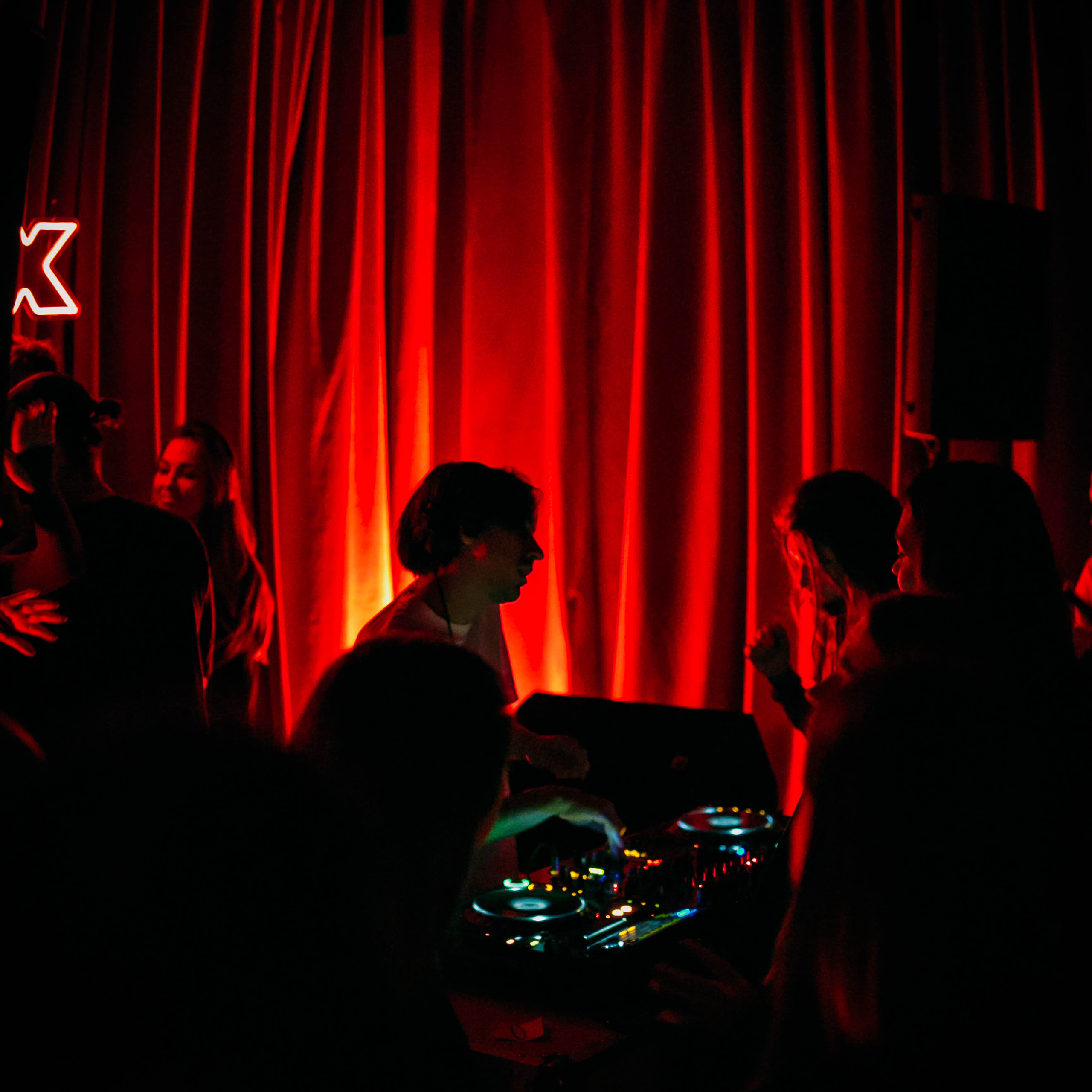 Танцы. Репортаж. Женя Красовская | Портретный Фотограф | Визуал для брендов