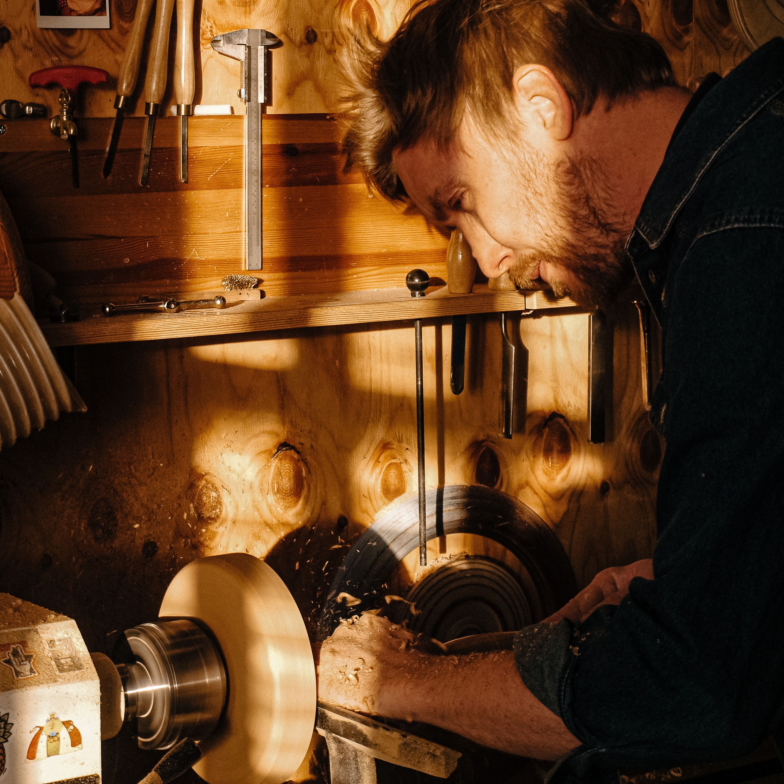 Антон в своей столярной мастерской