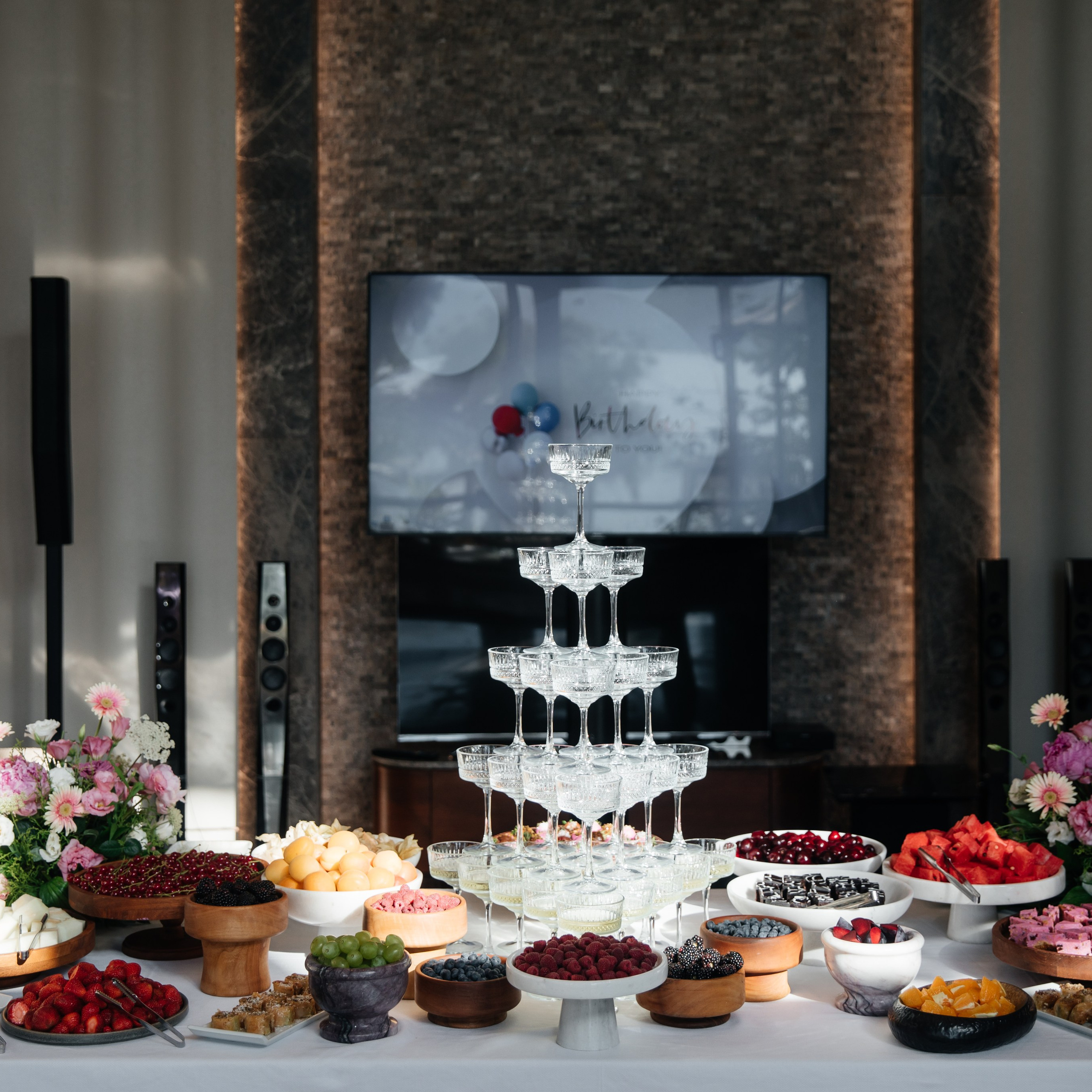 — День рождение на частной вилле