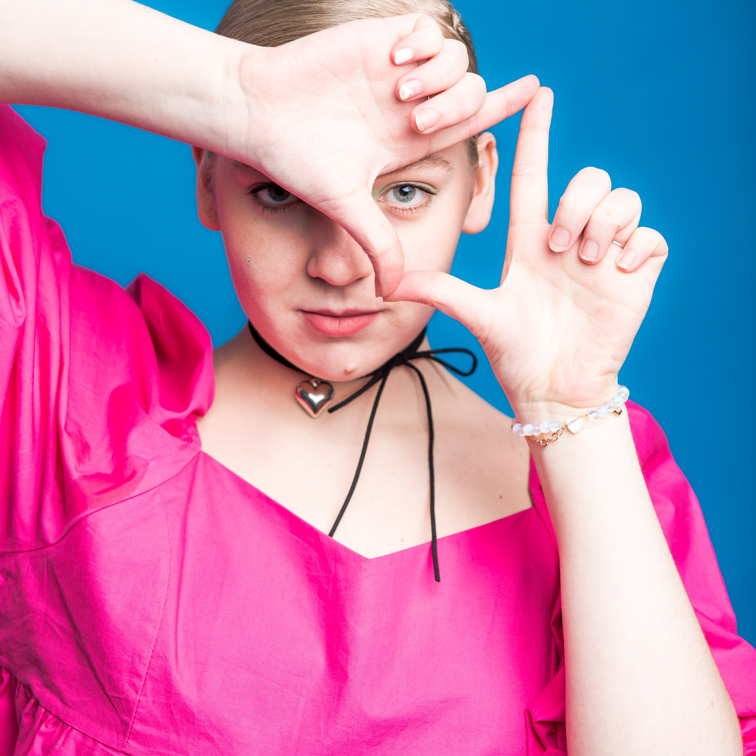 Blue board студийная съемка