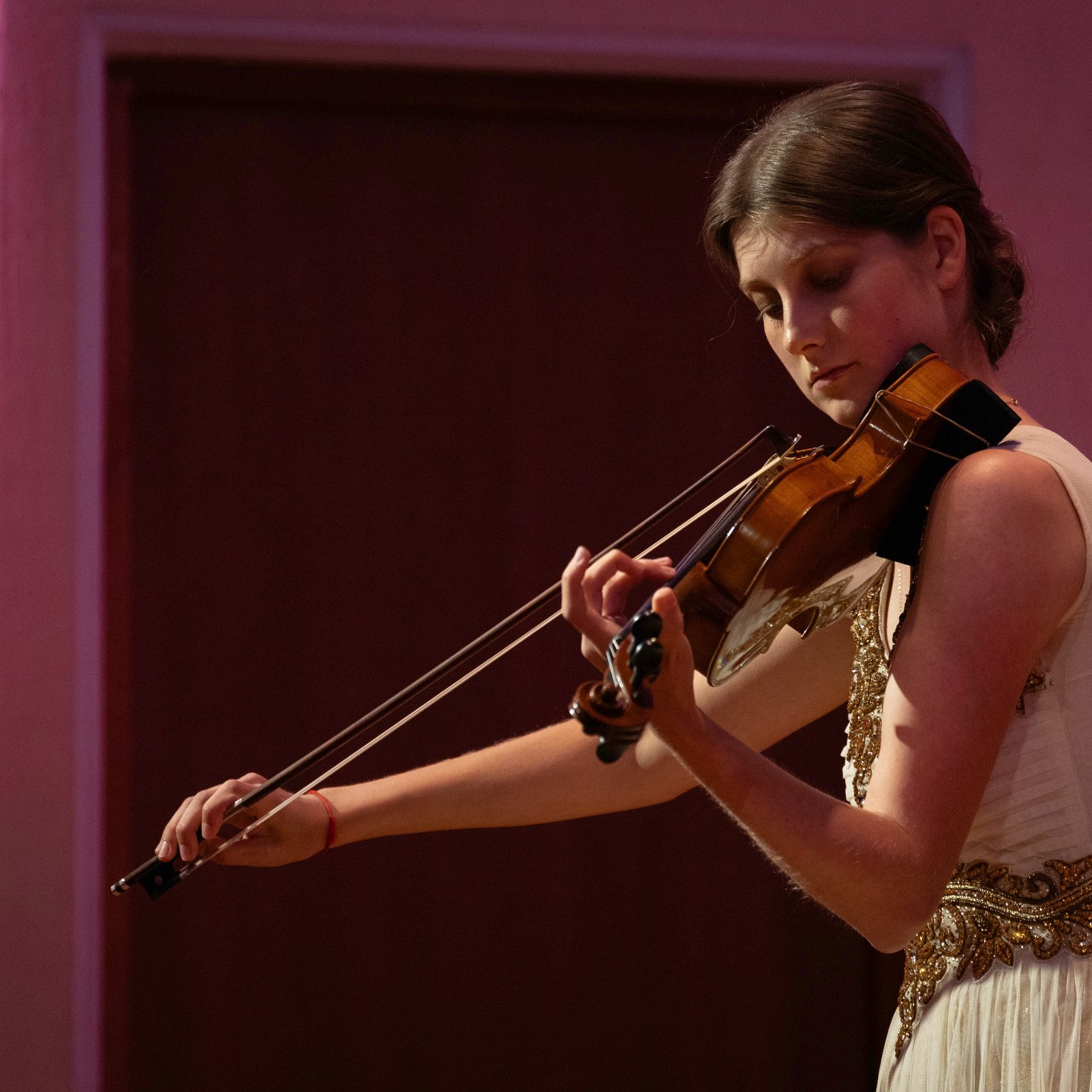 IV Международный Молодёжный фестиваль им. П. Чайковского. Arseniya Sibilyova | violin