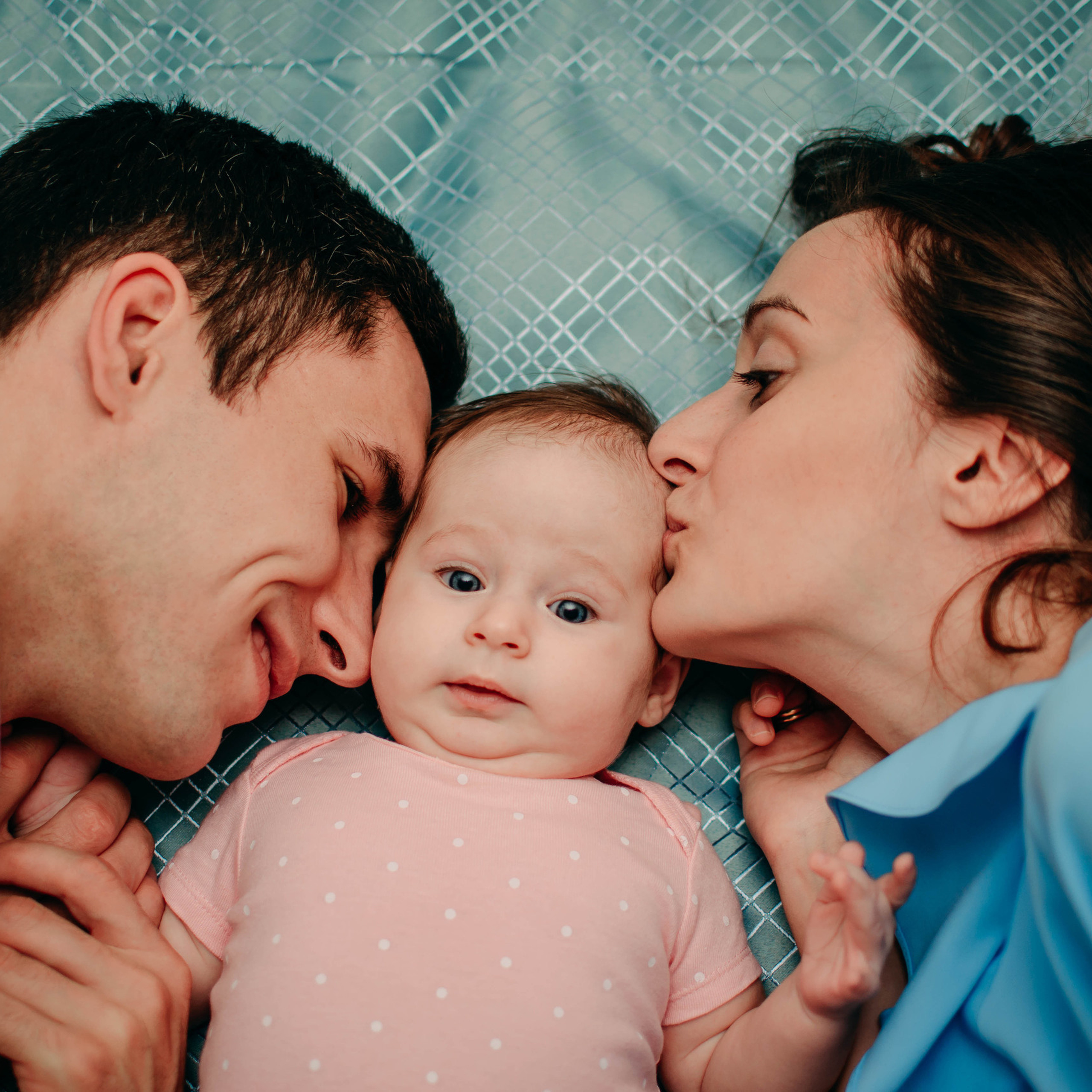 Алисочка с родителями