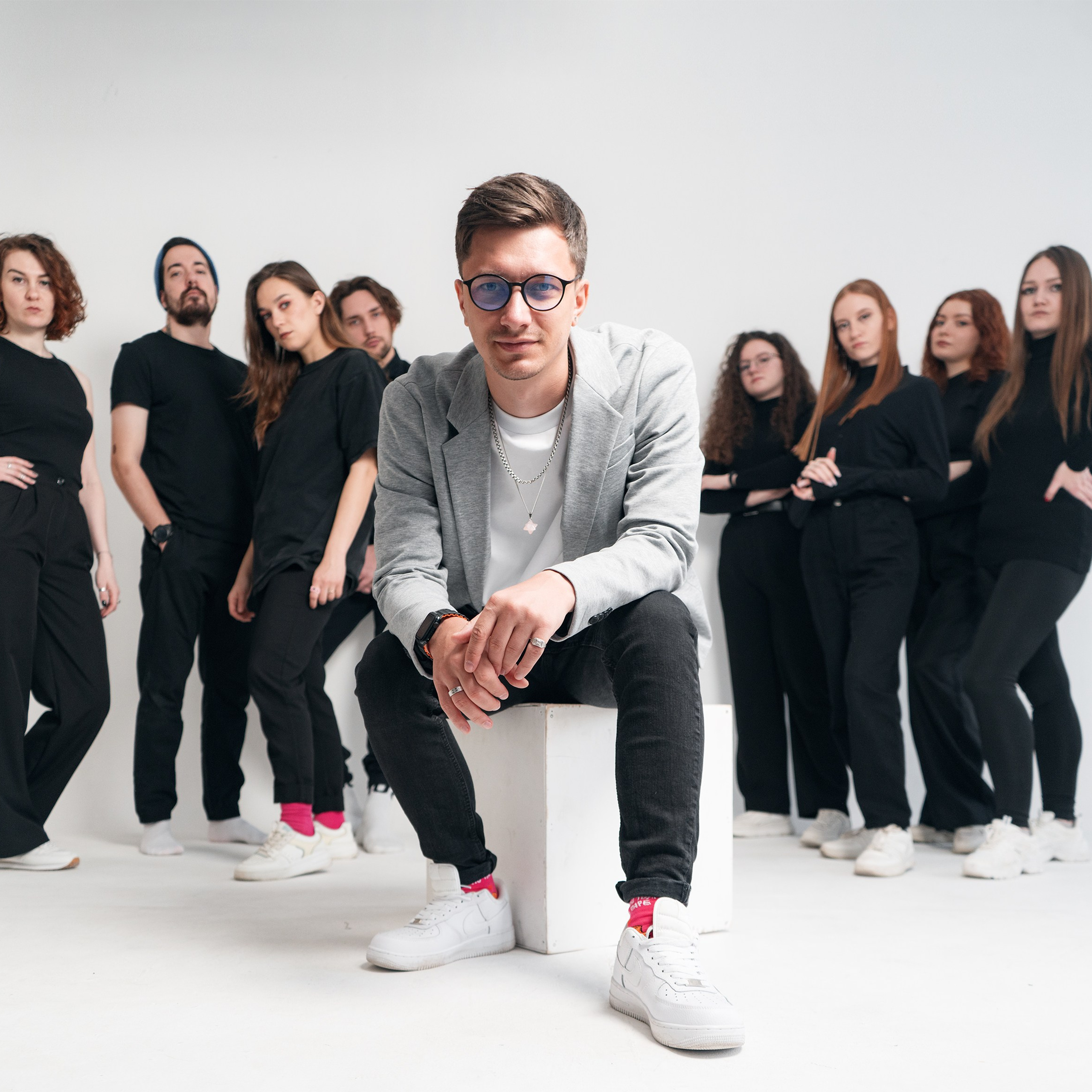 GENERAL MARKETING PHOTOSET