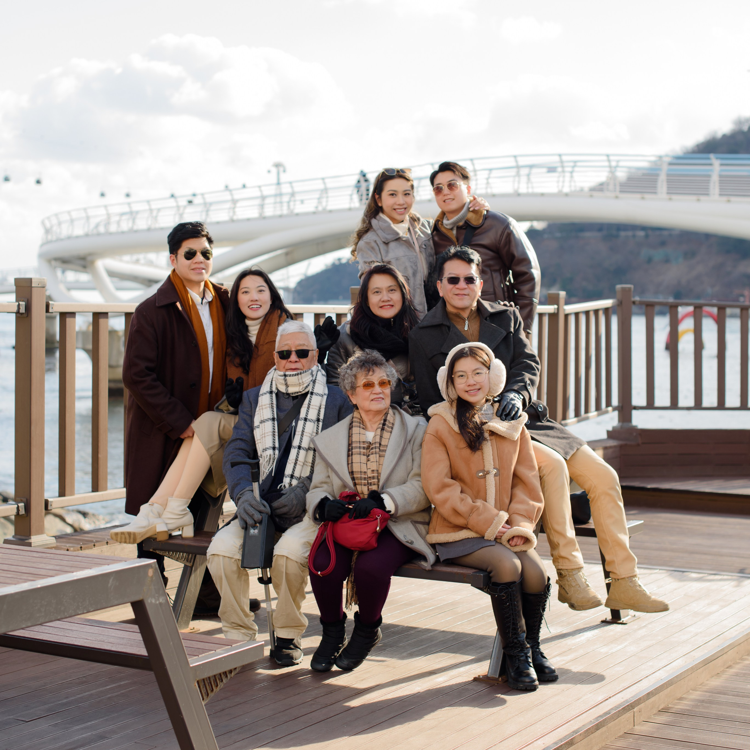 Family photoset on Songdo beach in Busan