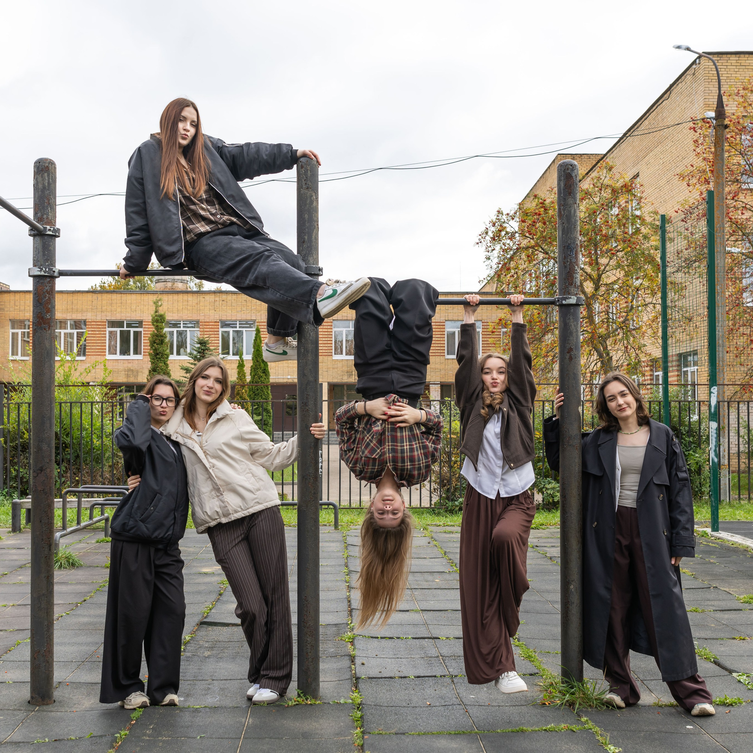 11 класс у&nbsp;школы