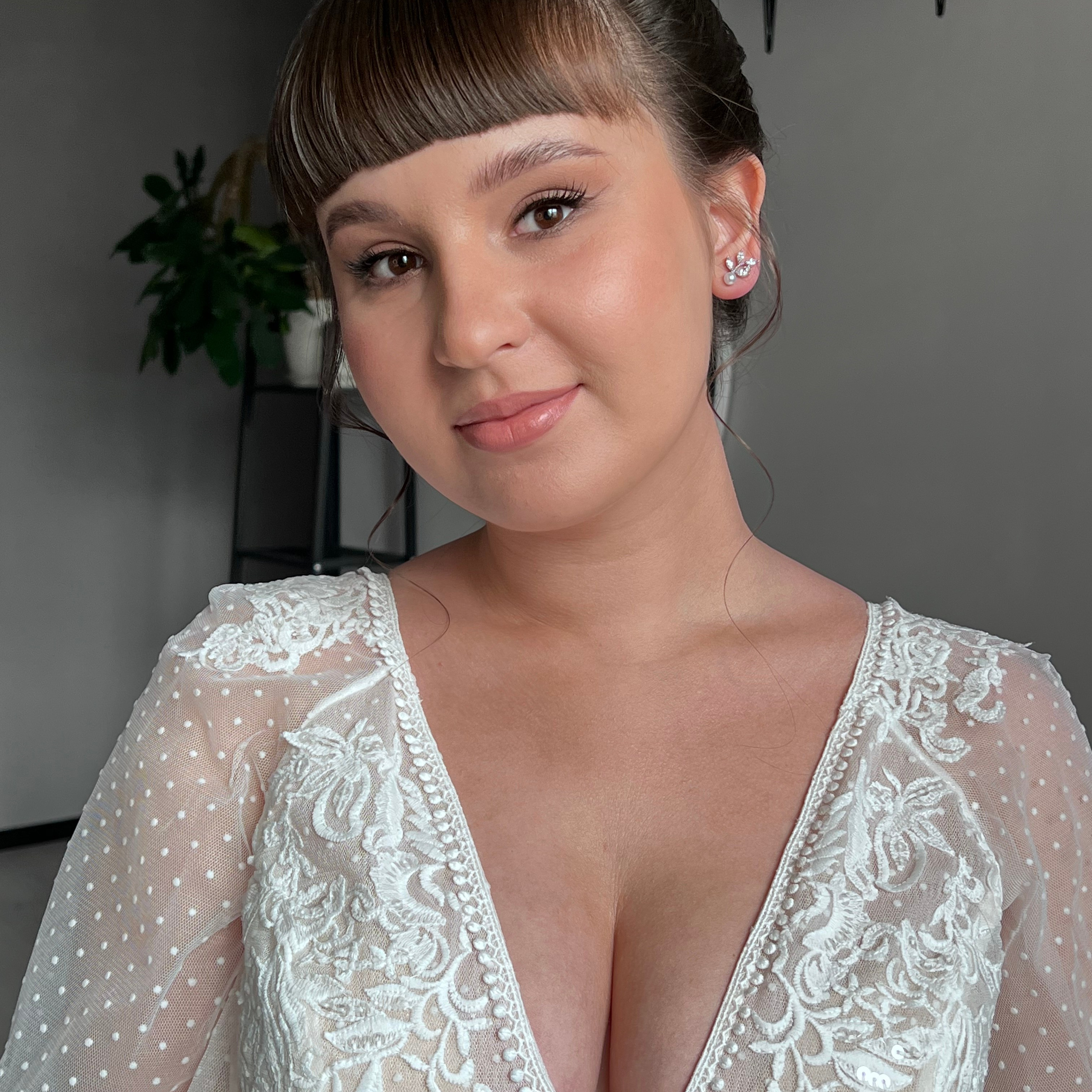 Отзывы. Пушкарева Кристина — Прически Макияж