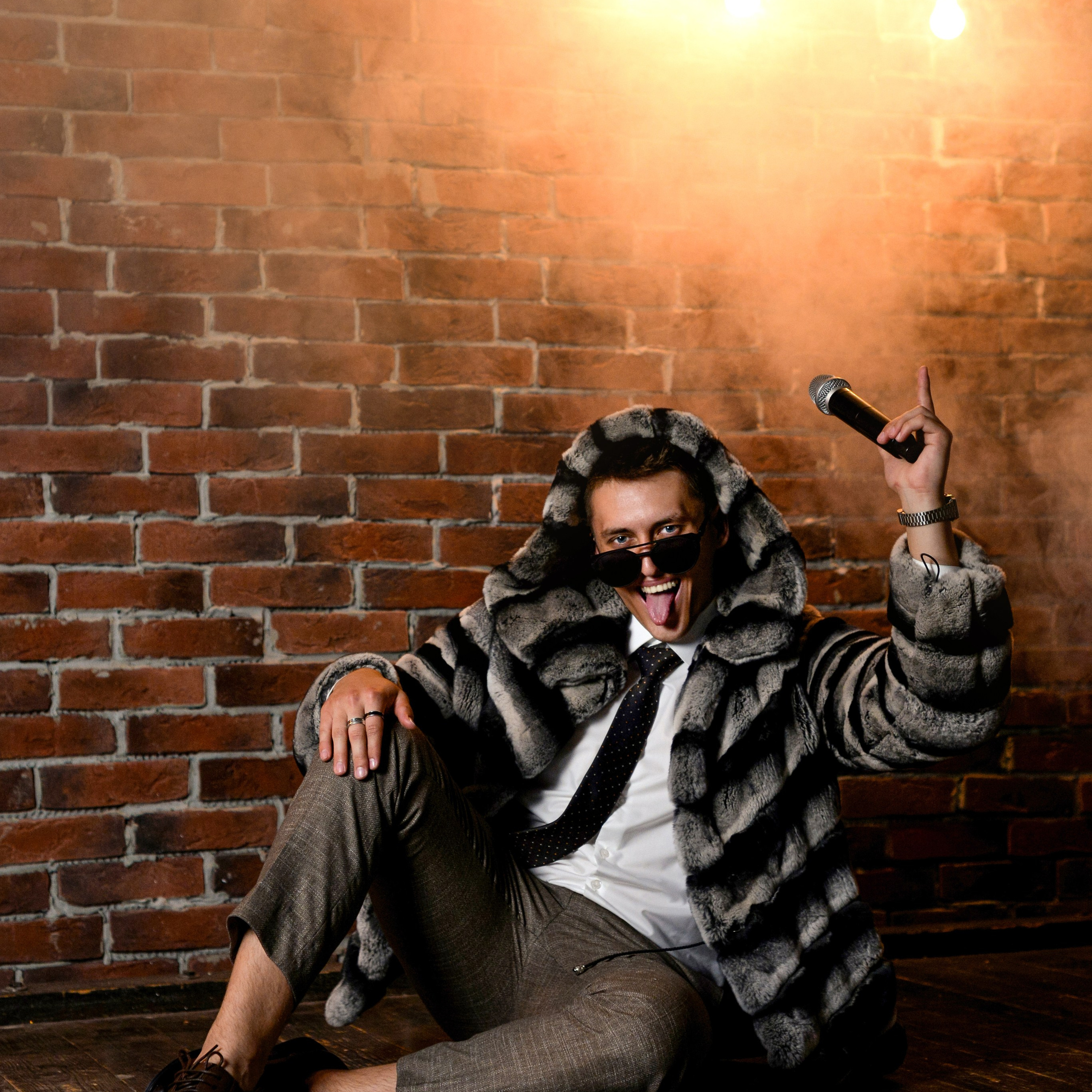 Сэм Ведущий